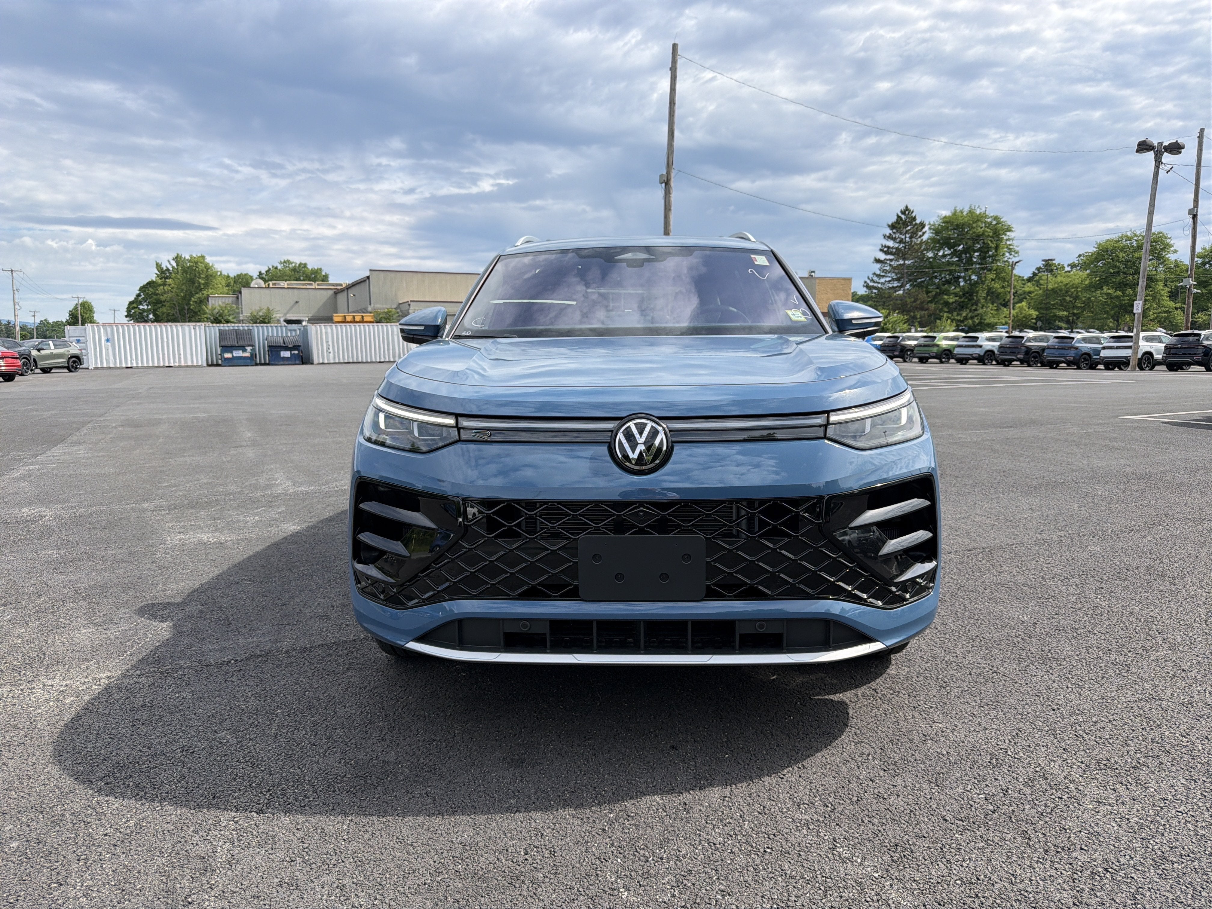 2026 Volkswagen Tiguan 2.0T SEL R-Line Turbo