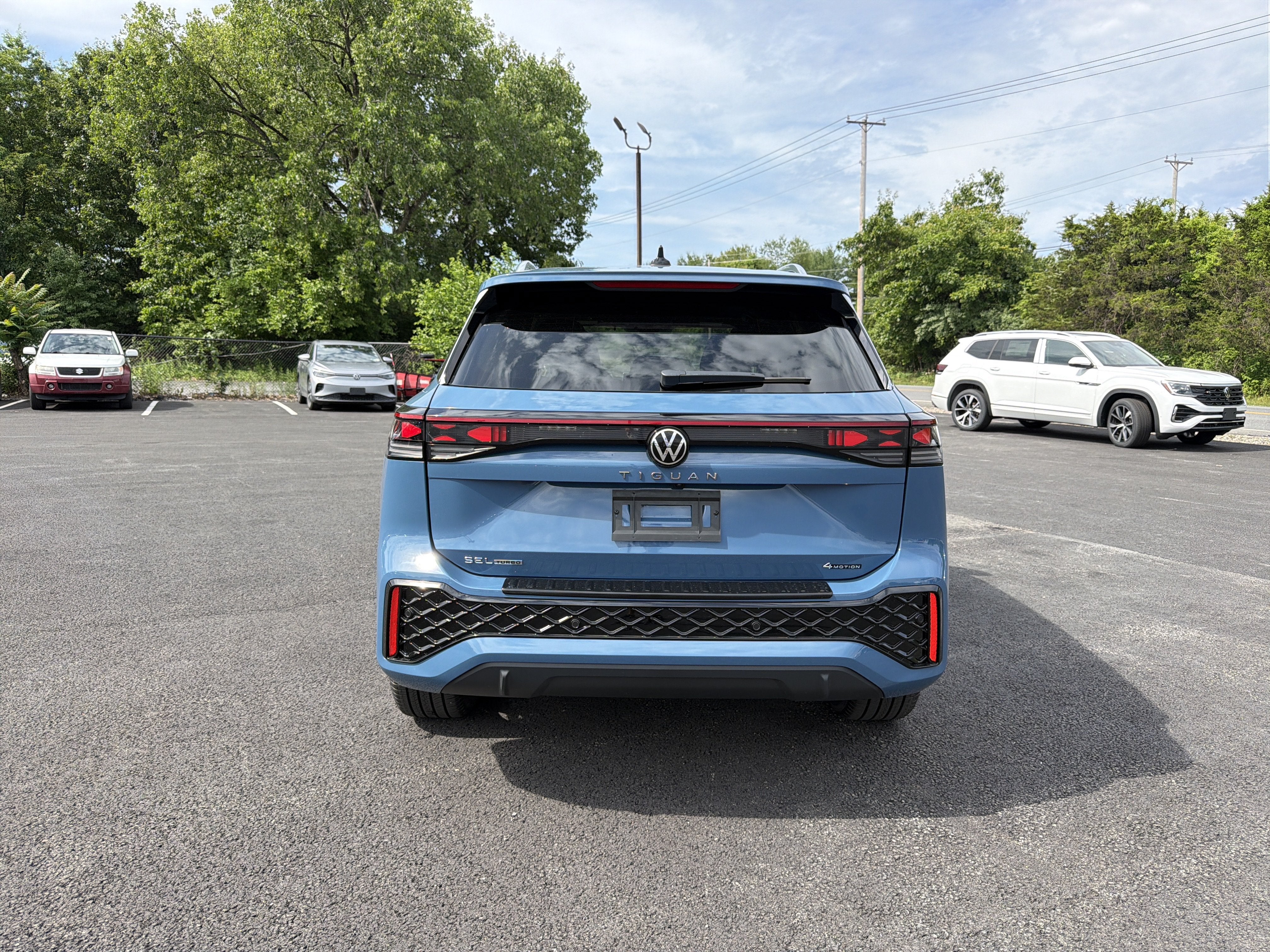 2026 Volkswagen Tiguan 2.0T SEL R-Line Turbo