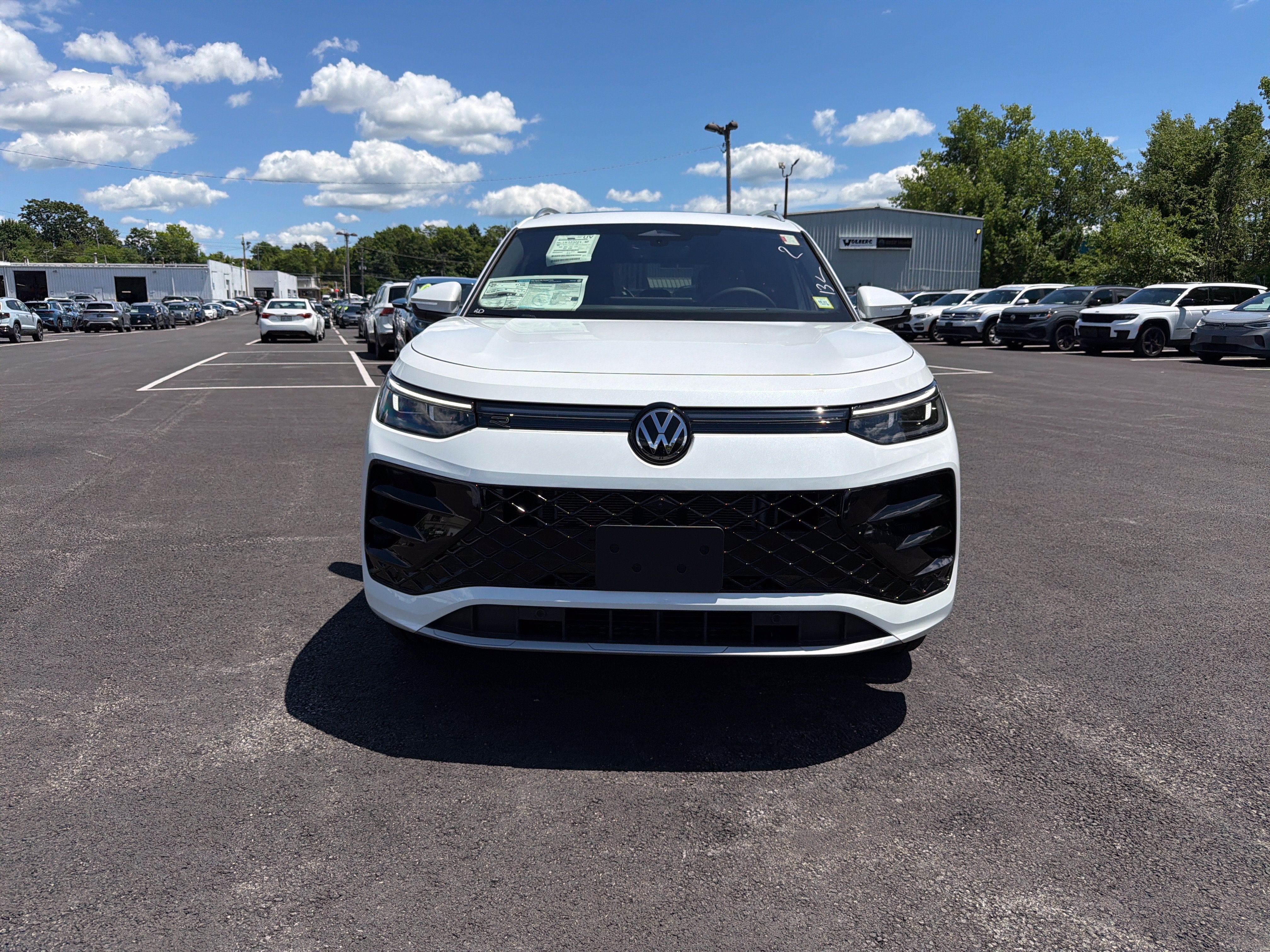 2026 Volkswagen Tiguan SEL R-Line Turbo 4MOTION