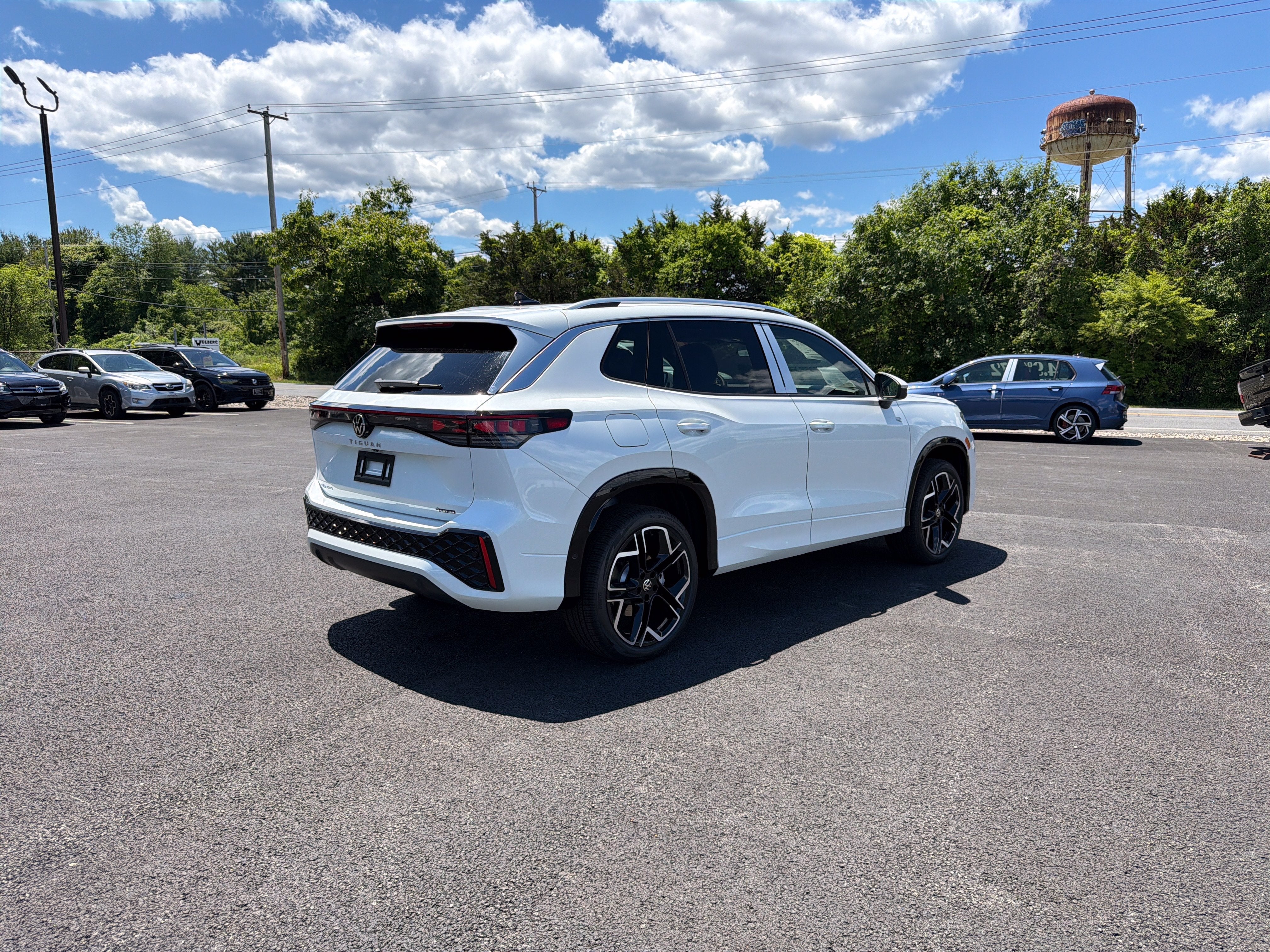2026 Volkswagen Tiguan SEL R-Line Turbo 4MOTION