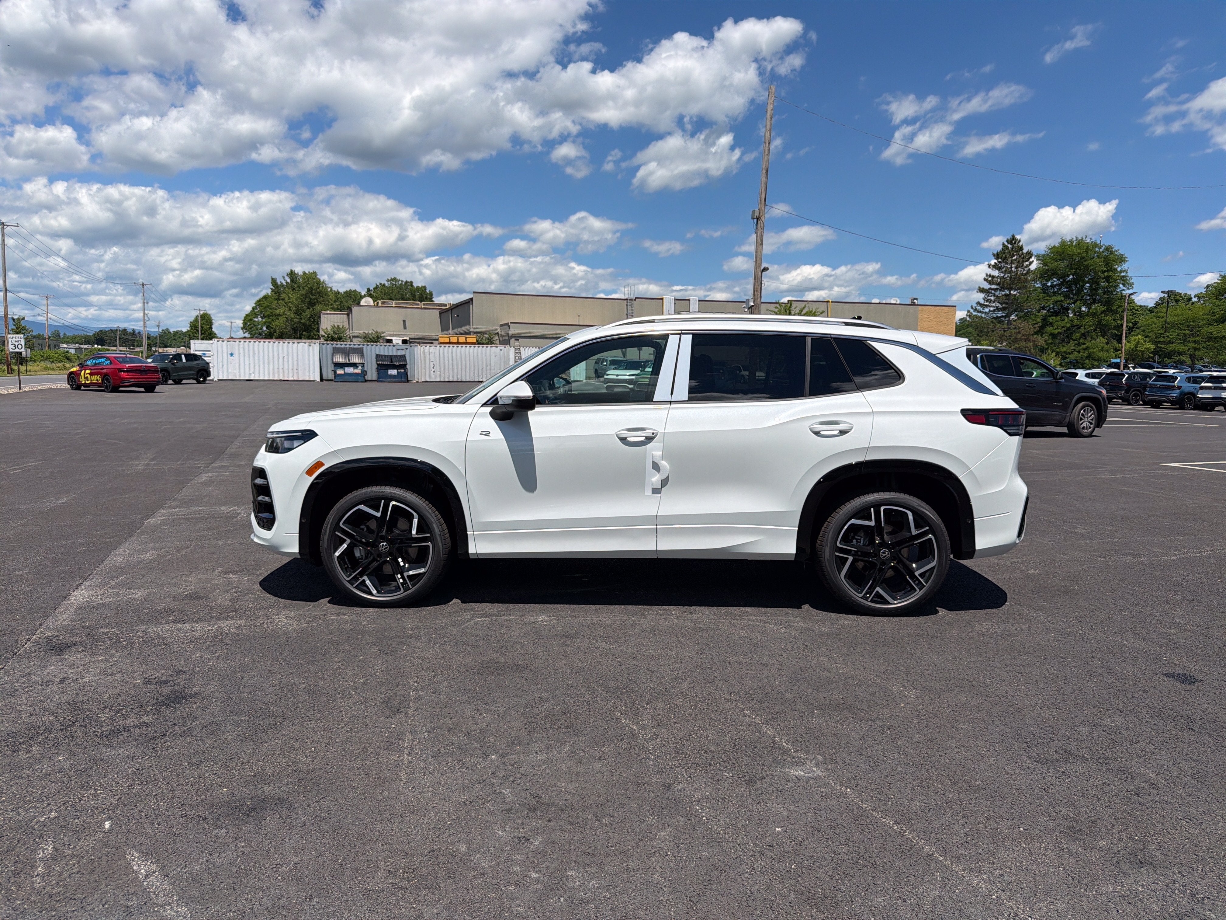 2026 Volkswagen Tiguan SEL R-Line Turbo 4MOTION