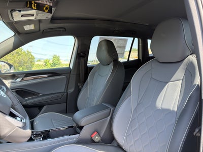 2026 Volkswagen Tiguan 2.0T SEL R-Line Turbo