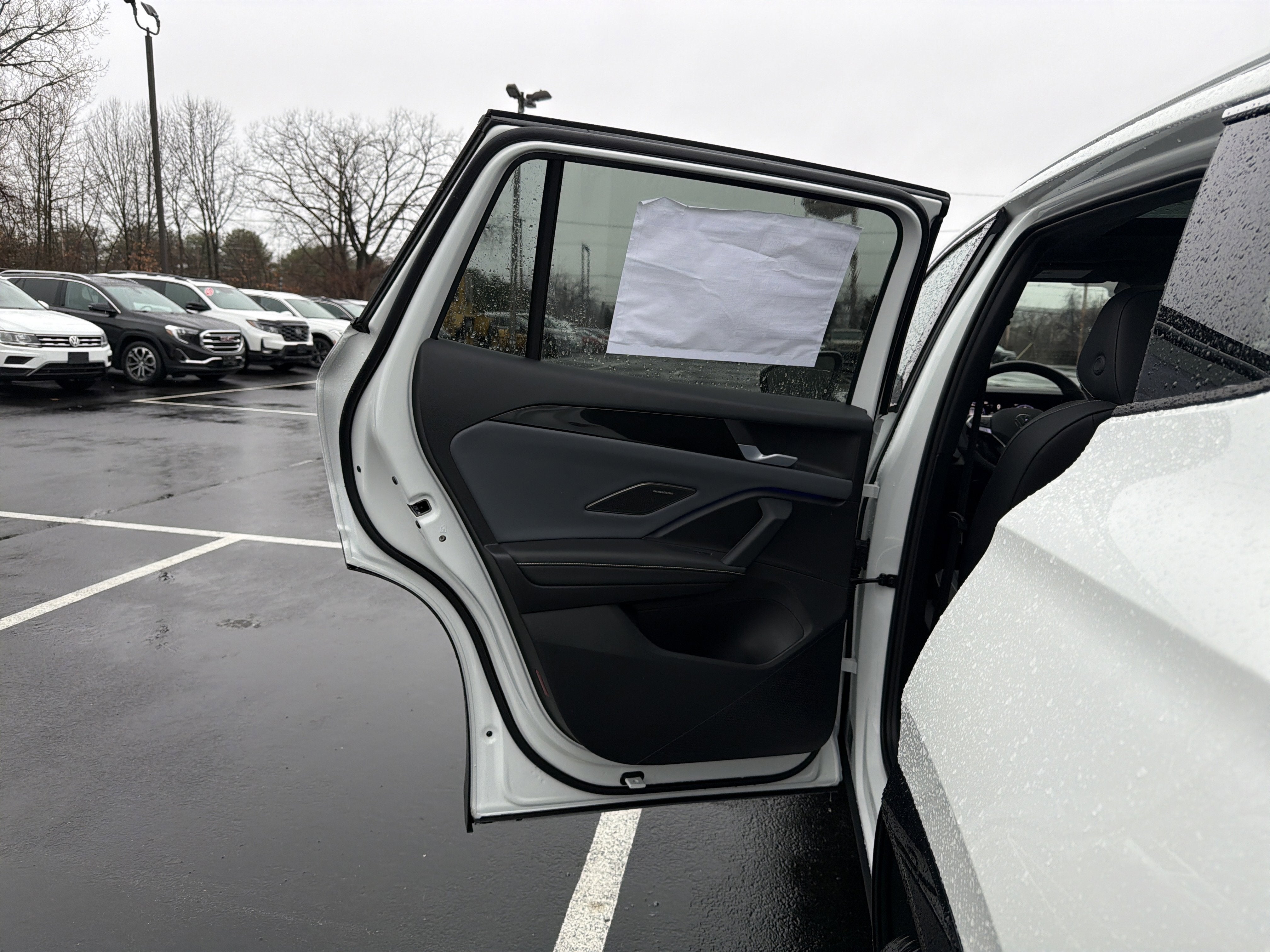 2026 Volkswagen Tiguan 2.0T SEL