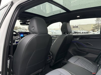 2026 Volkswagen Tiguan 2.0T SEL