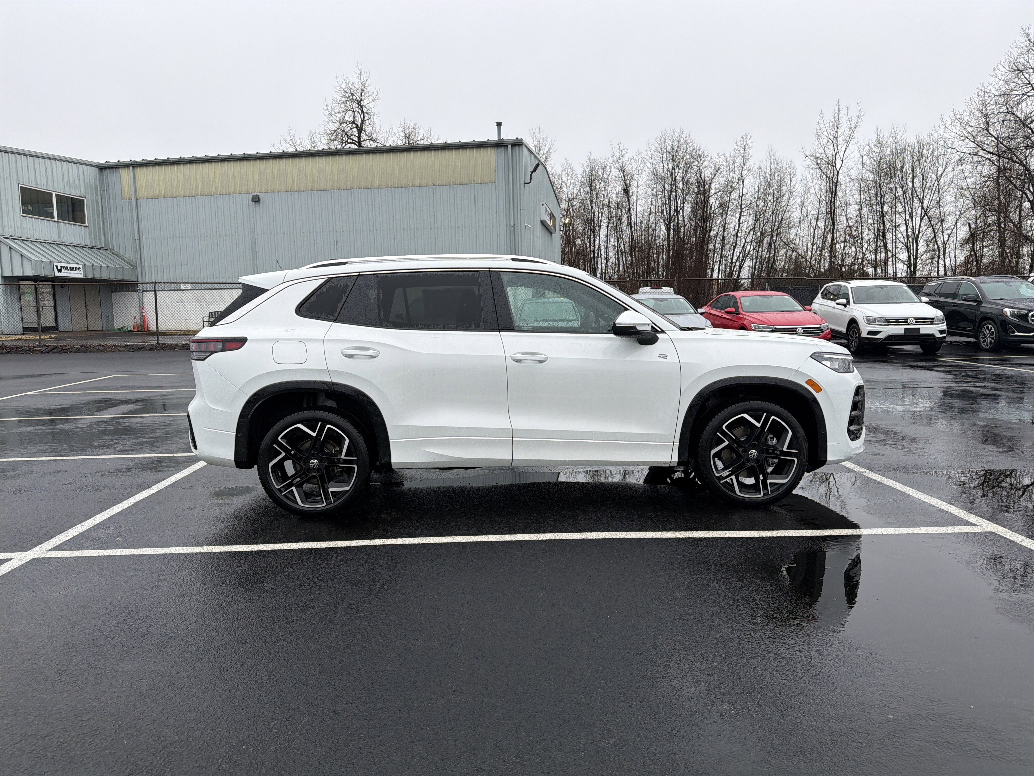 2026 Volkswagen Tiguan 2.0T SEL