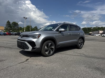 2025 Volkswagen Taos 1.5T SE