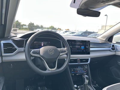 2025 Volkswagen Taos 1.5T SE