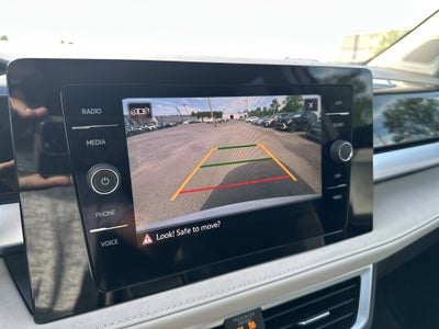 2025 Volkswagen Taos 1.5T SE