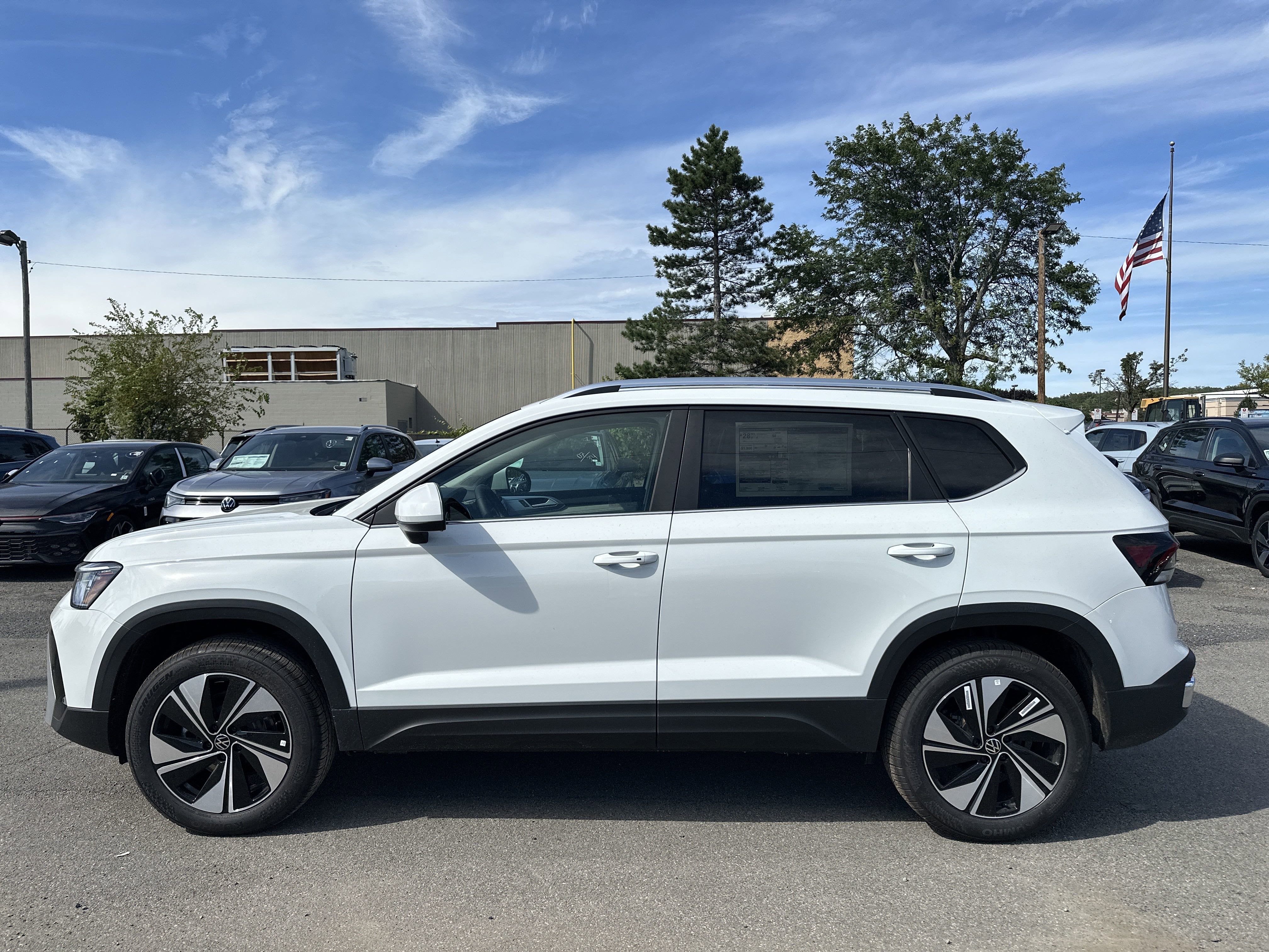 2025 Volkswagen Taos 1.5T SE