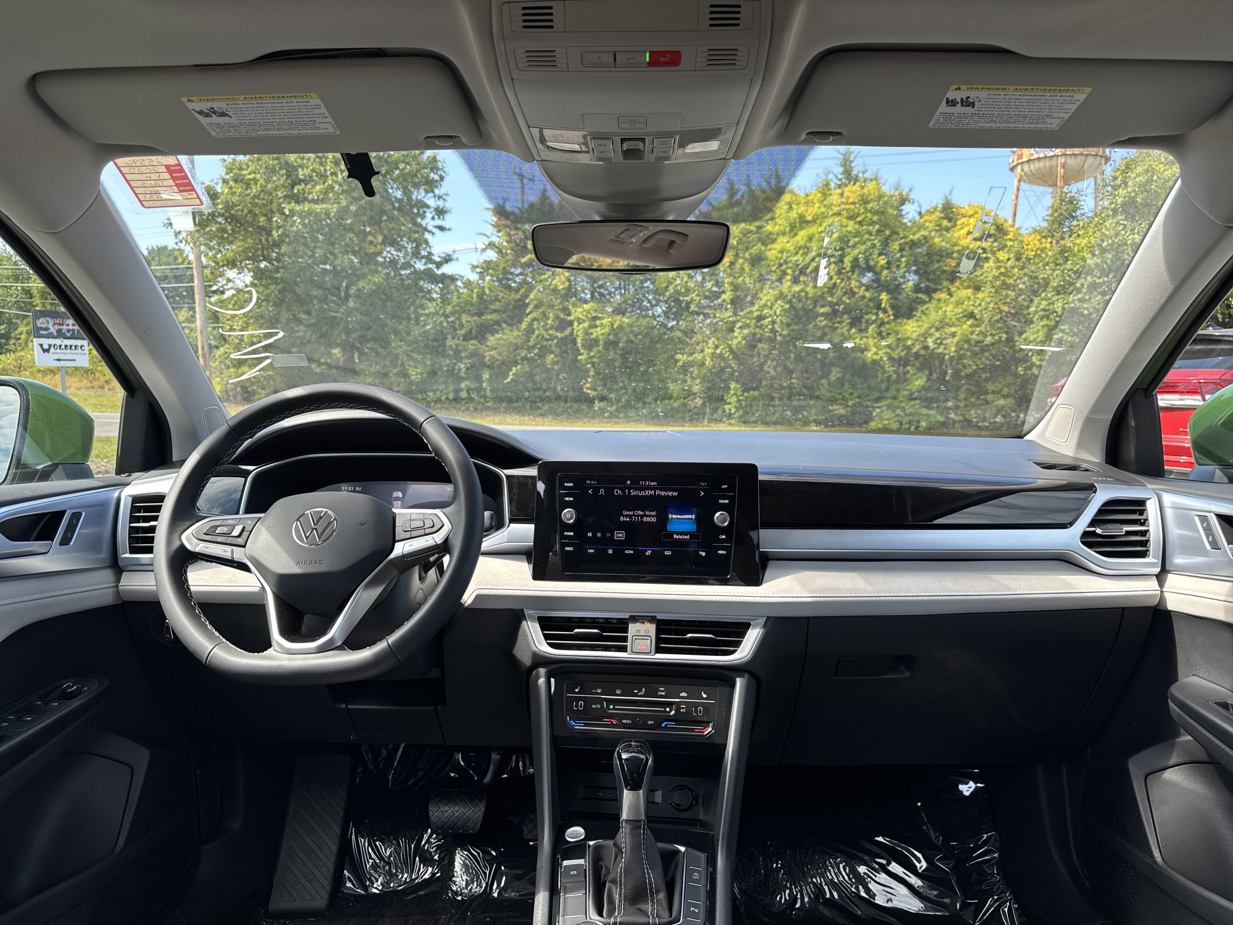 2025 Volkswagen Taos 1.5T SE