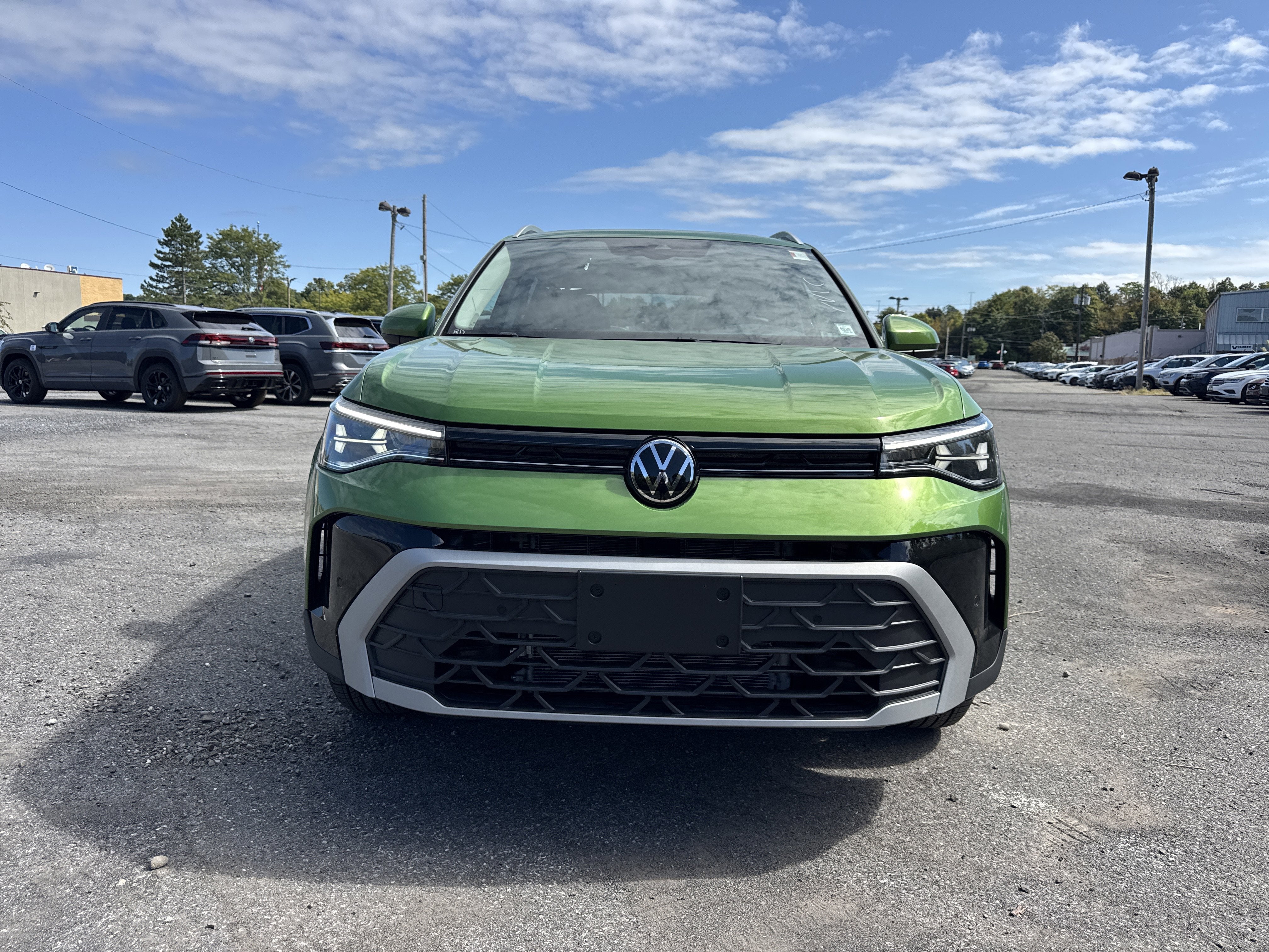 2025 Volkswagen Taos 1.5T SE