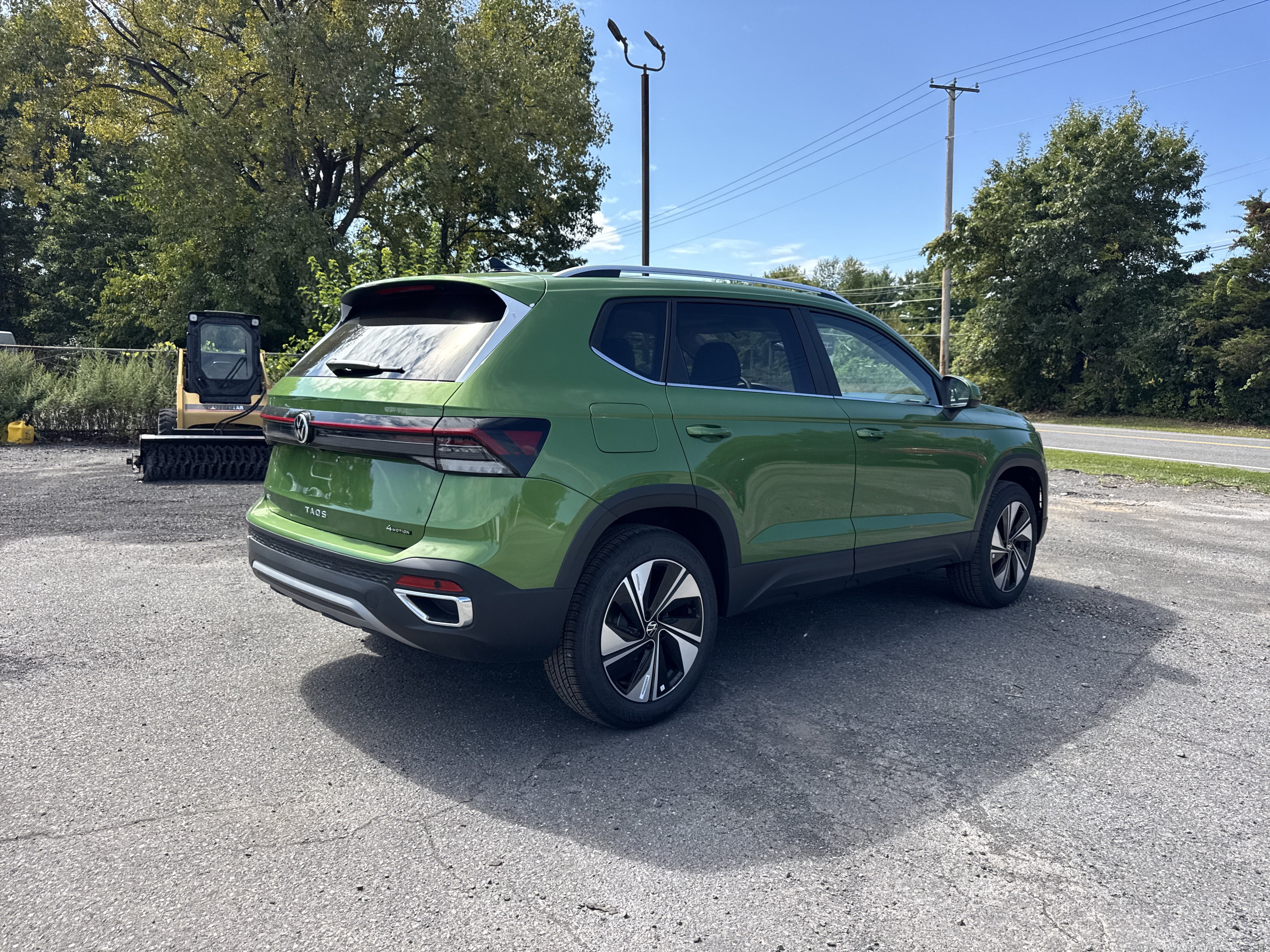 2025 Volkswagen Taos 1.5T SE