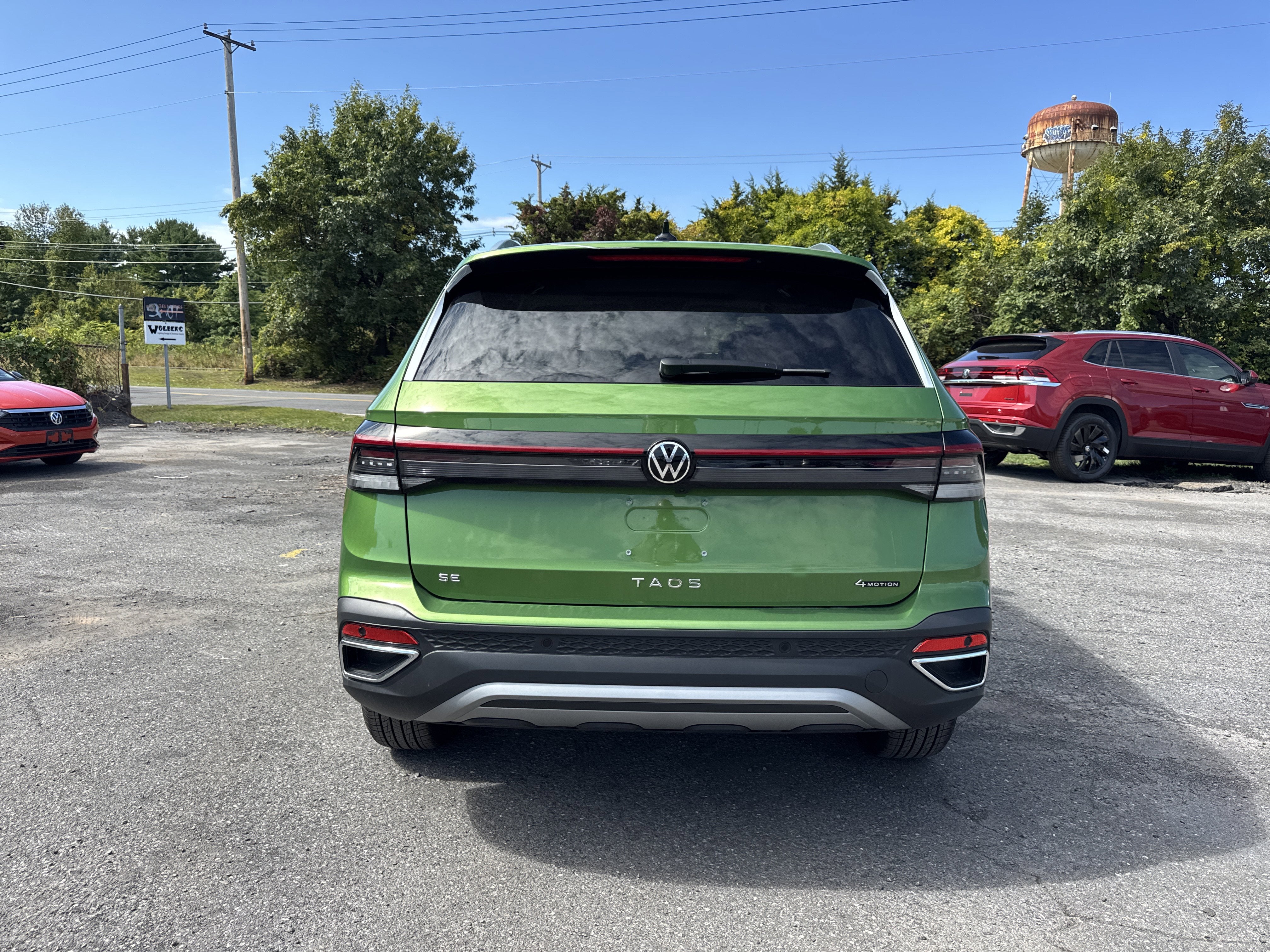 2025 Volkswagen Taos 1.5T SE