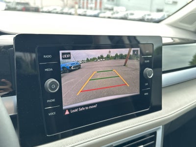 2025 Volkswagen Taos 1.5T SE