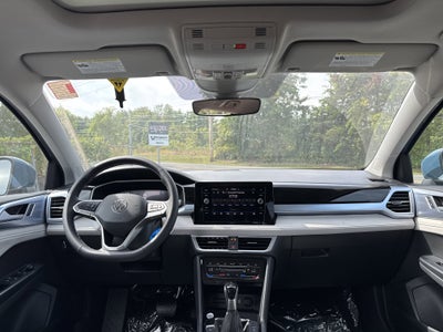2025 Volkswagen Taos 1.5T SE