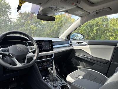 2025 Volkswagen Taos 1.5T SE