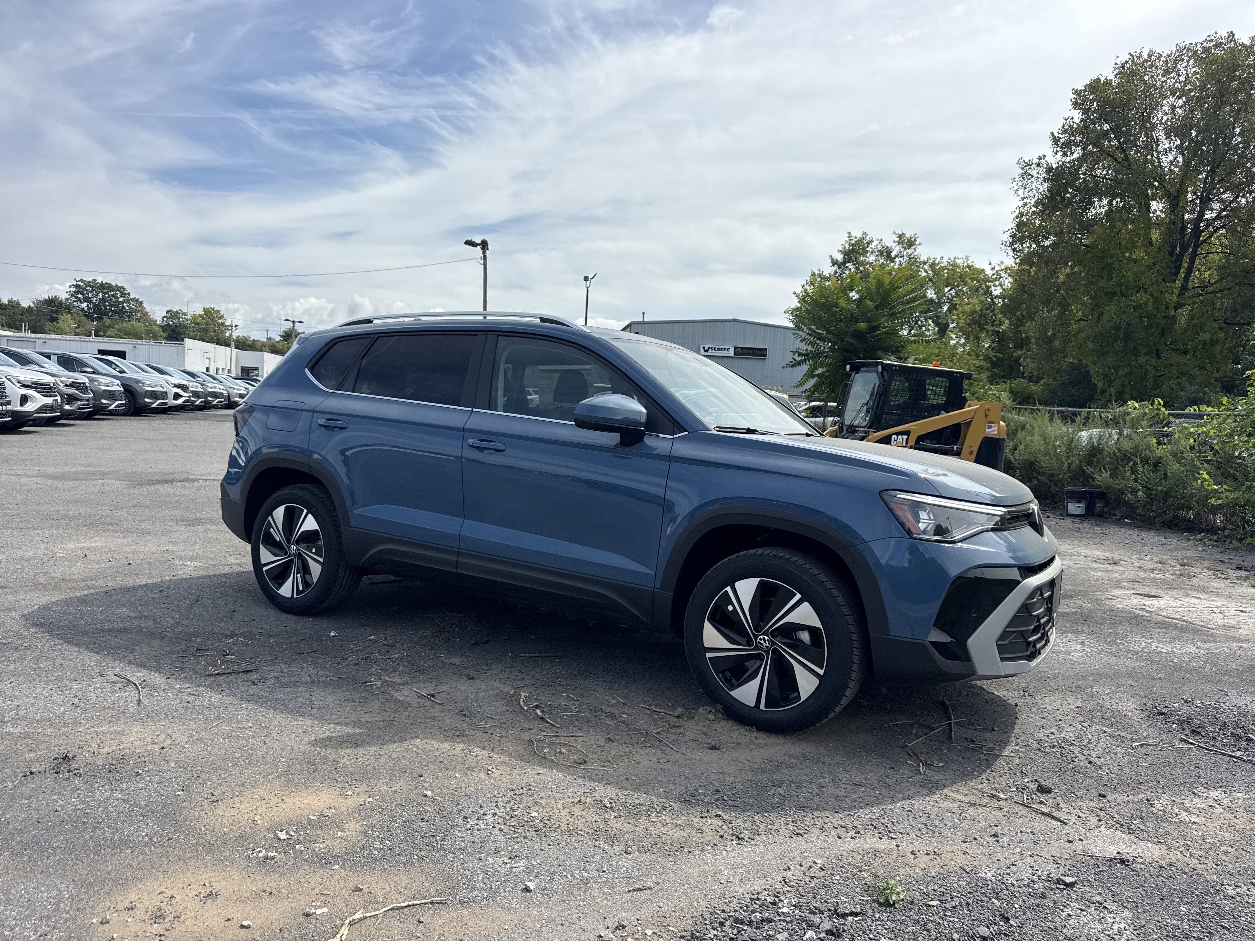 2025 Volkswagen Taos 1.5T SE