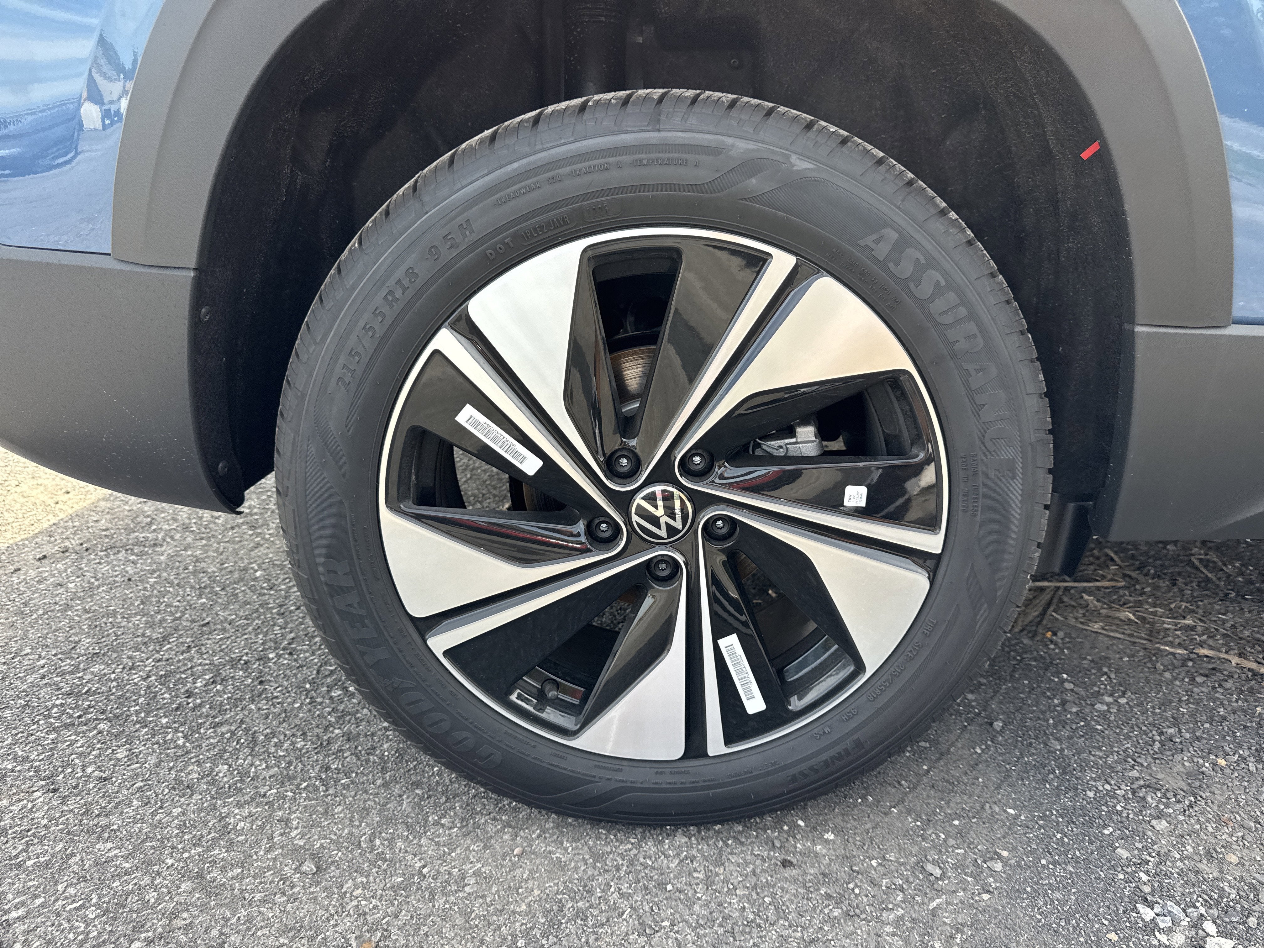 2025 Volkswagen Taos 1.5T SE