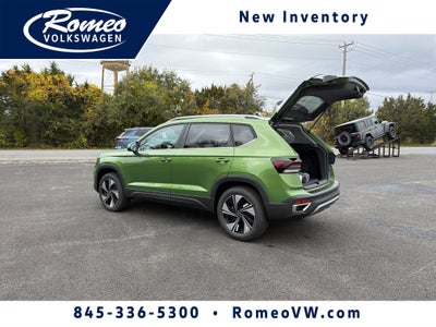 2027 Volkswagen Taos 1.5T SE