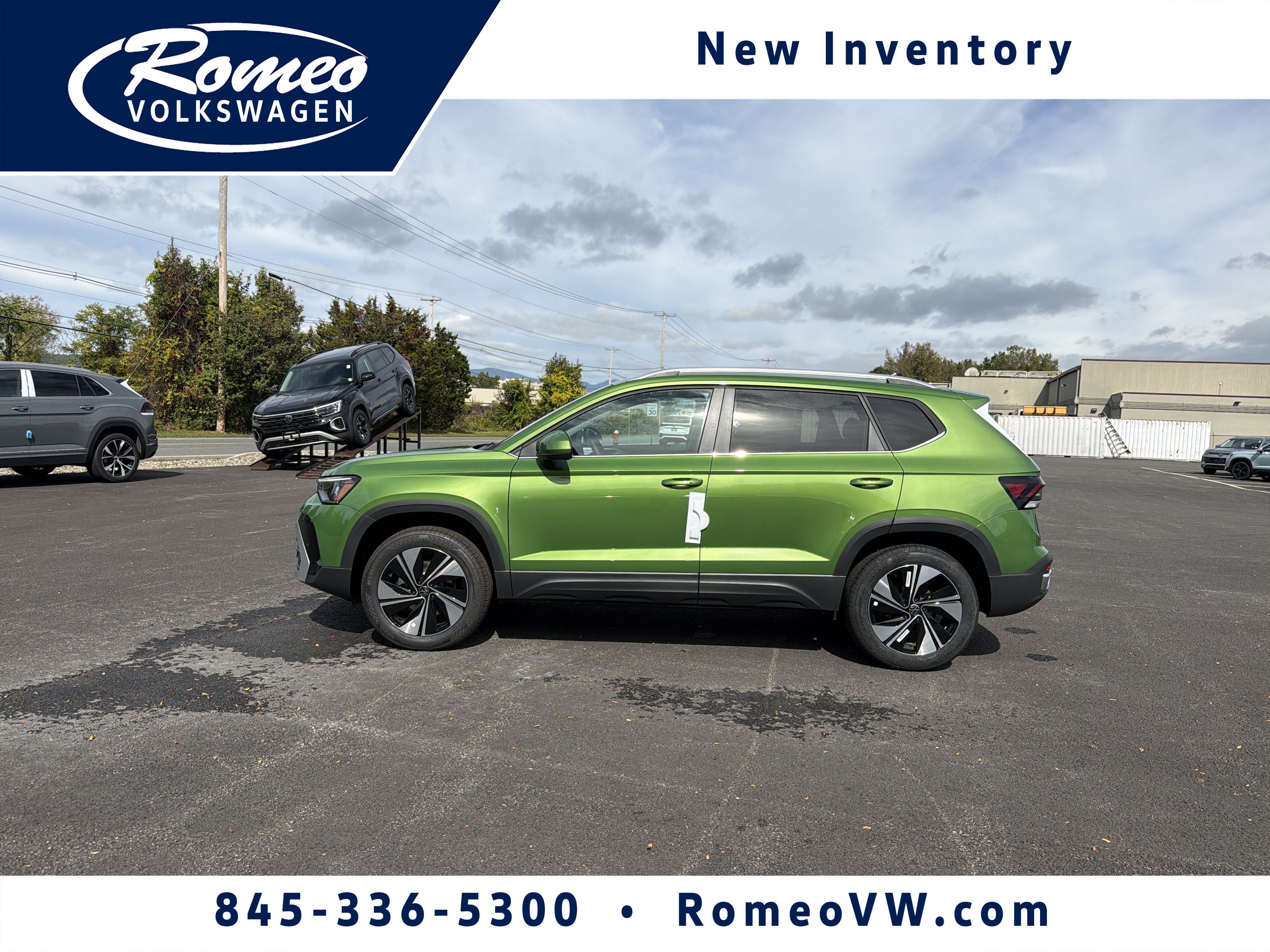 2027 Volkswagen Taos SE 4MOTION