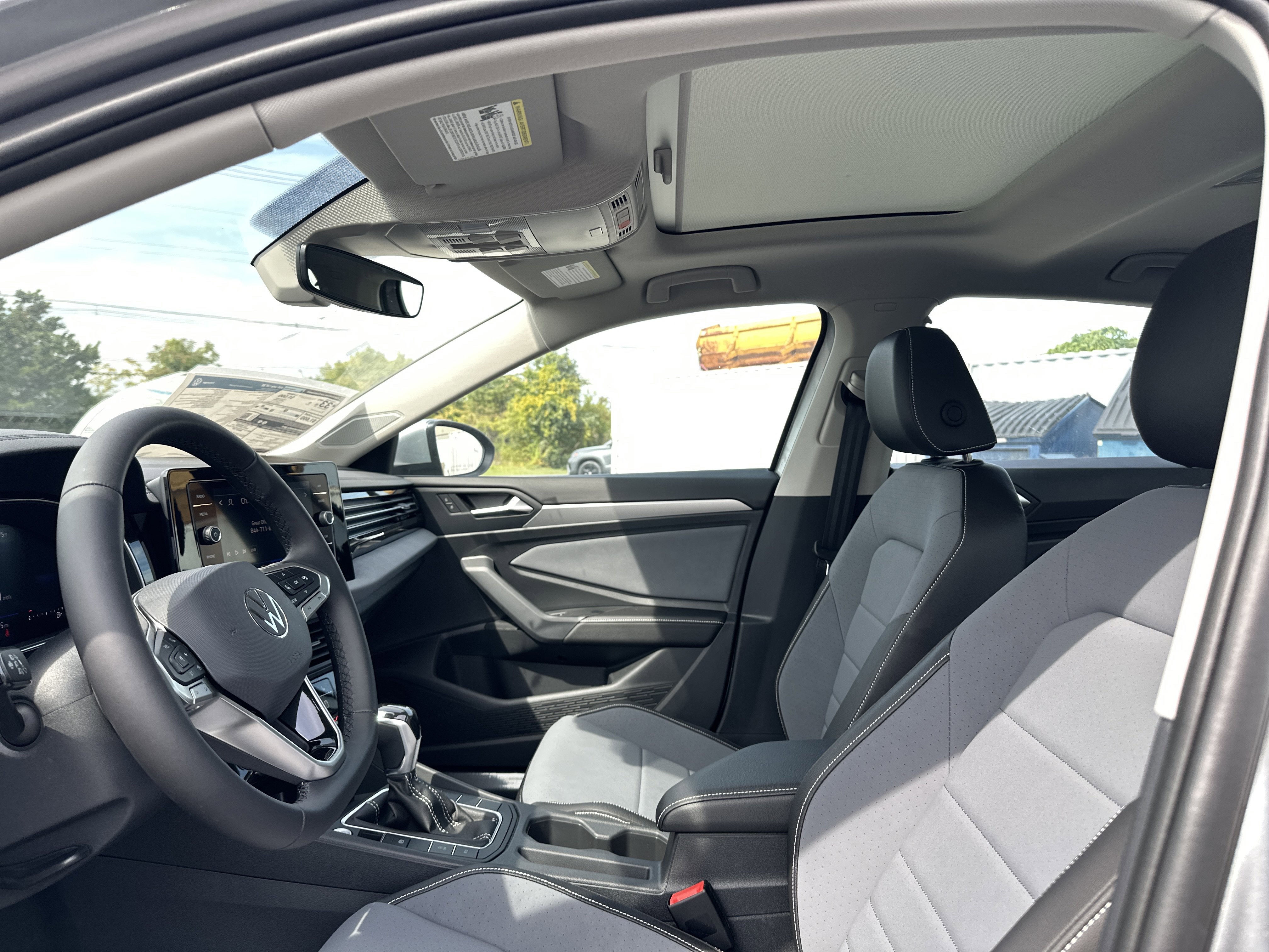 2025 Volkswagen Jetta 1.5T SE