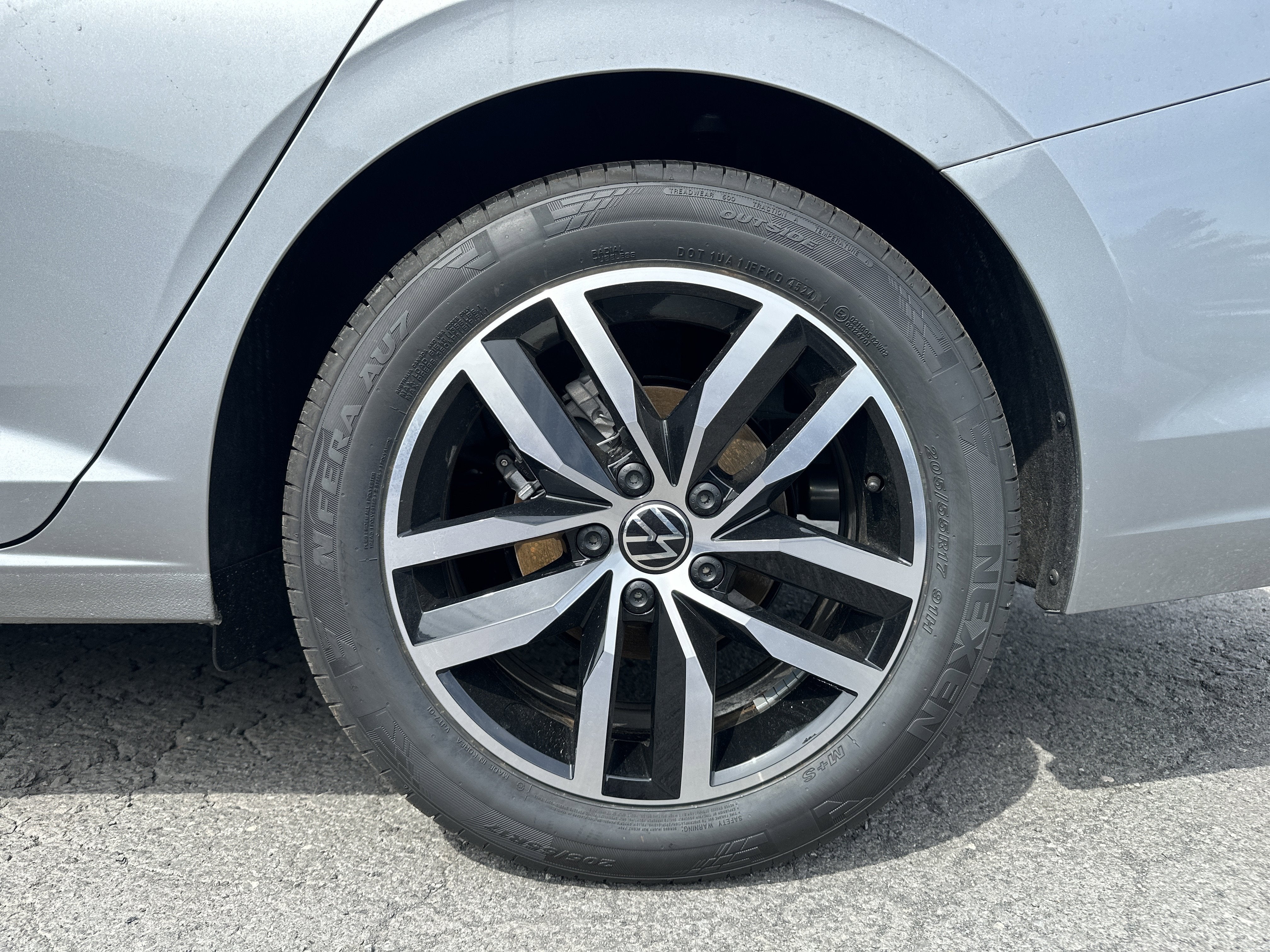 2025 Volkswagen Jetta 1.5T SE