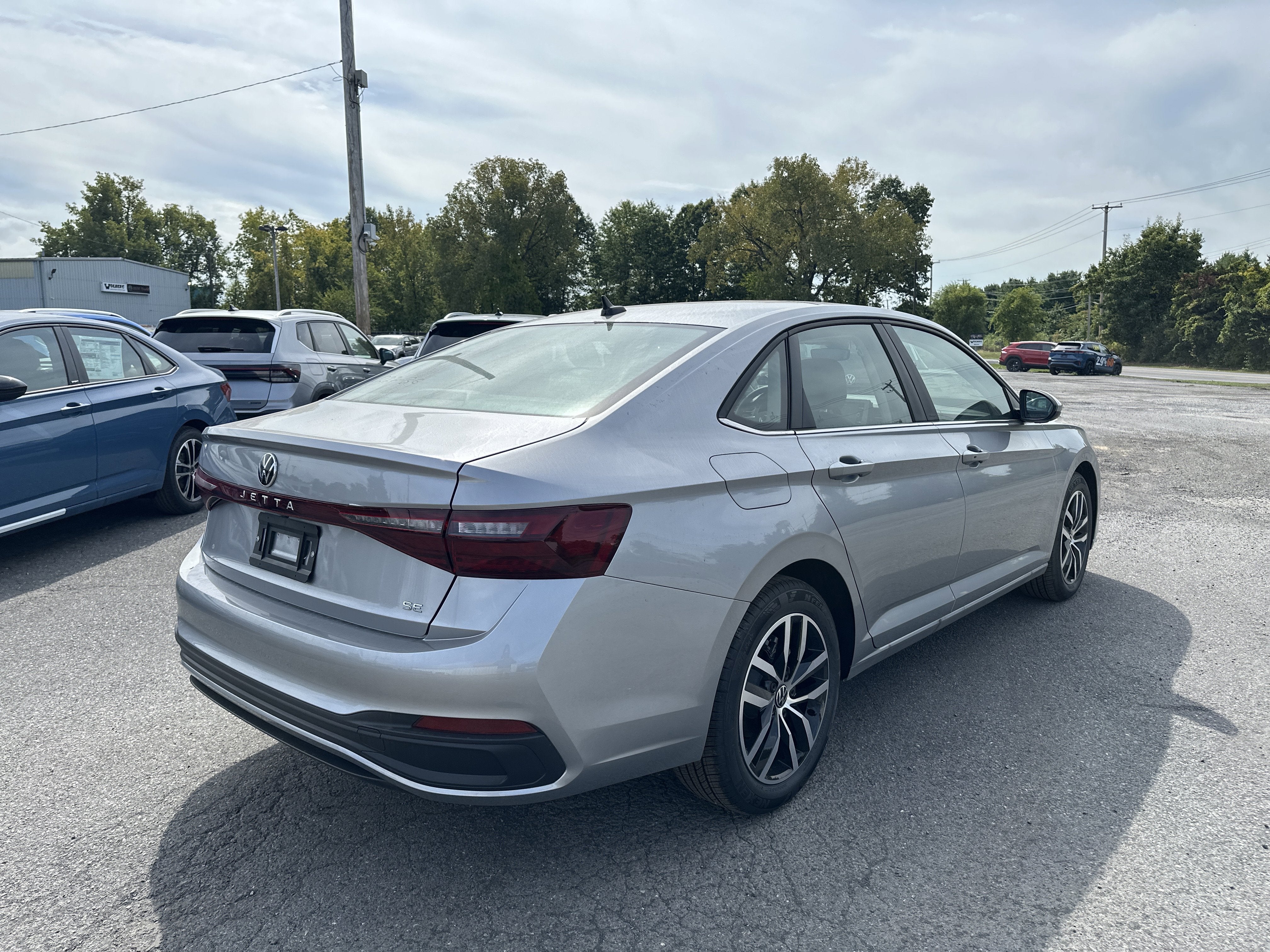 2025 Volkswagen Jetta 1.5T SE
