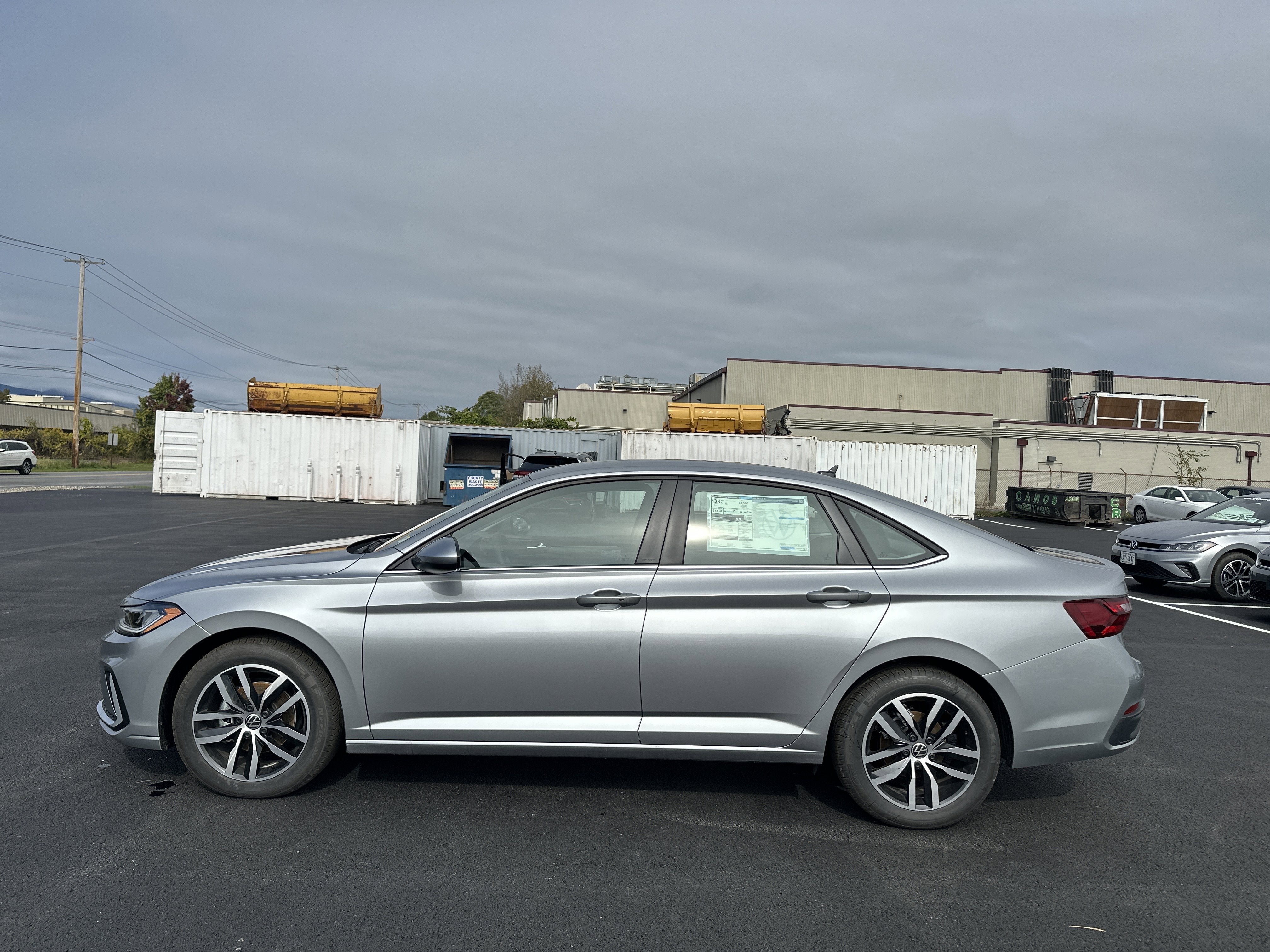 2025 Volkswagen Jetta 1.5T SE