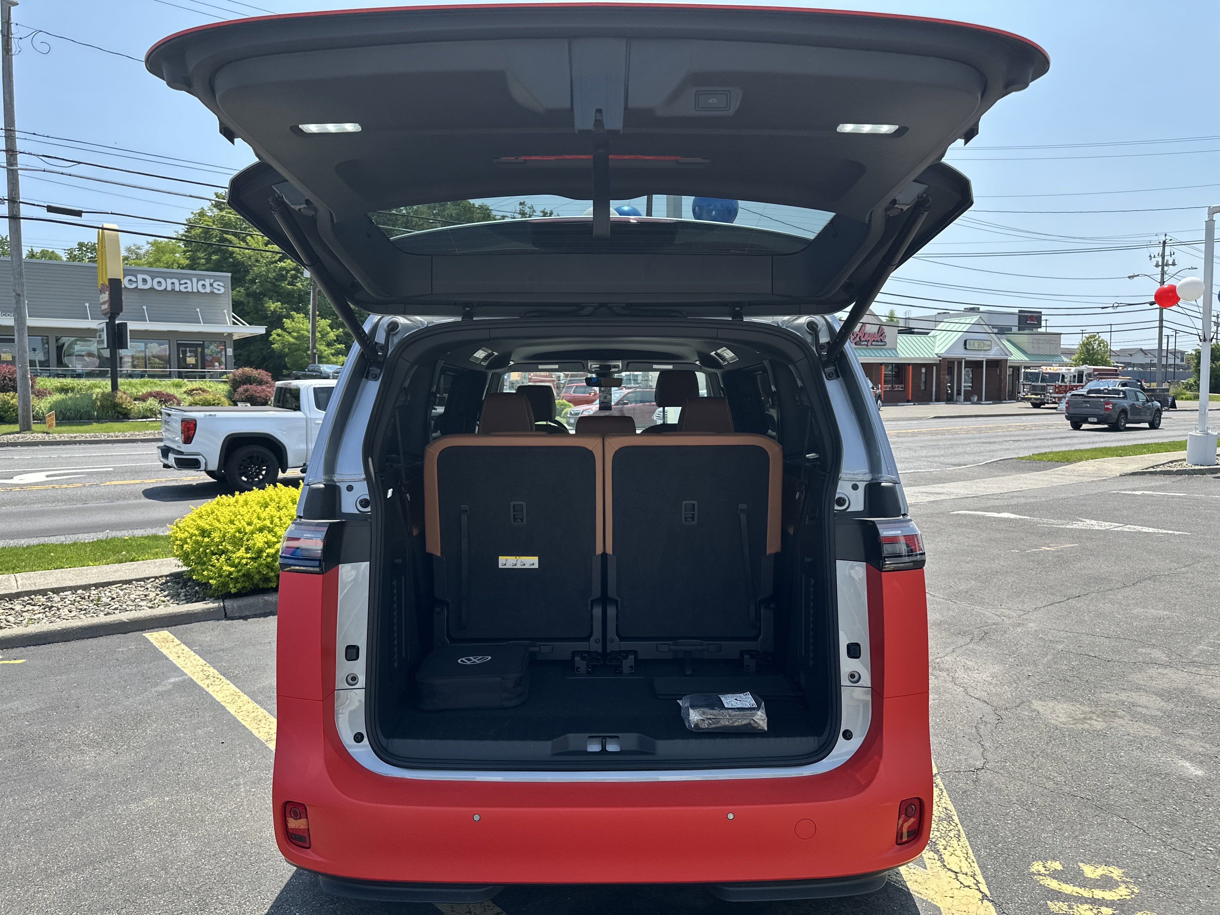 2025 Volkswagen ID. Buzz Pro S