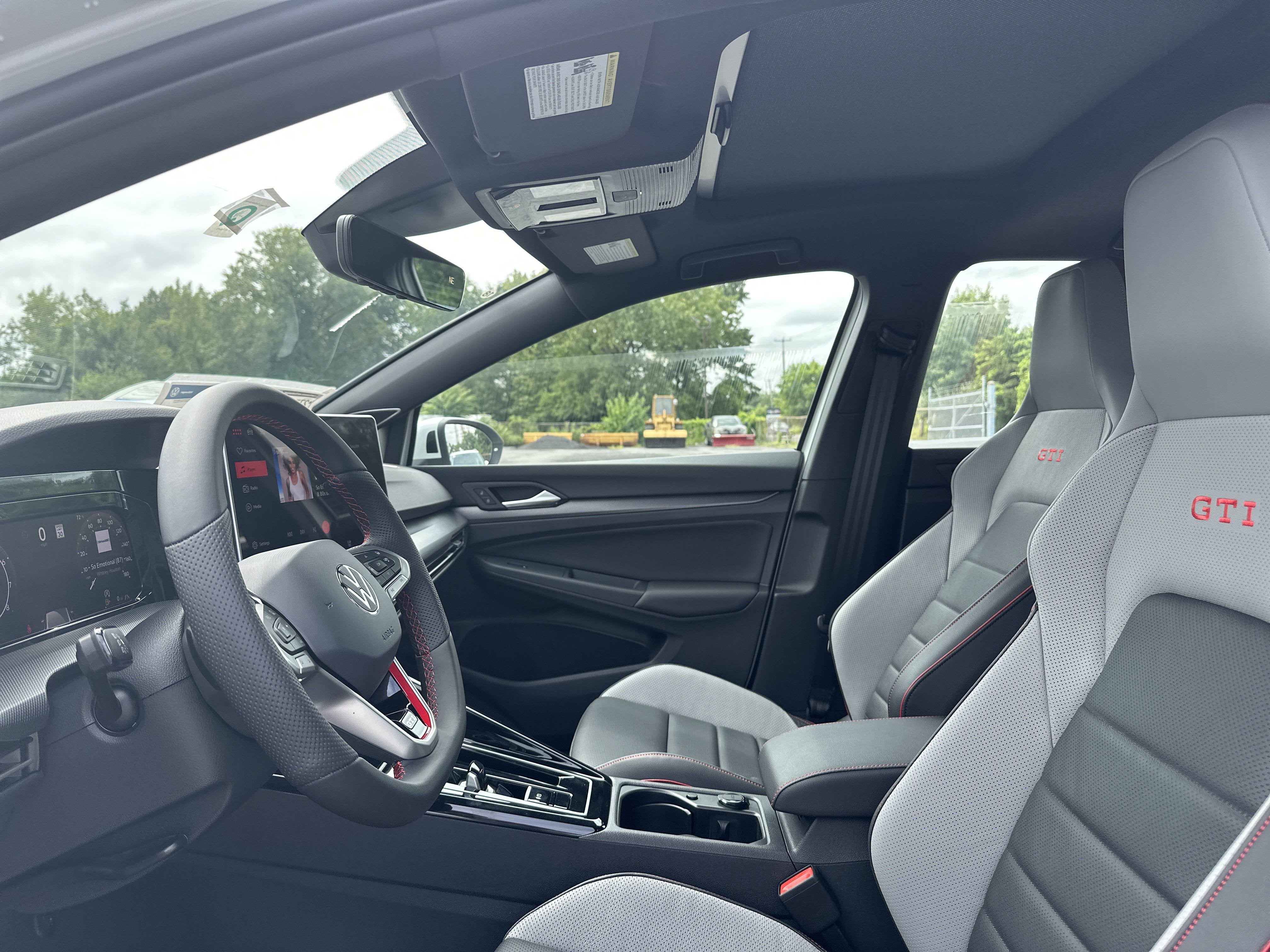 2025 Volkswagen Golf GTI 2.0T SE