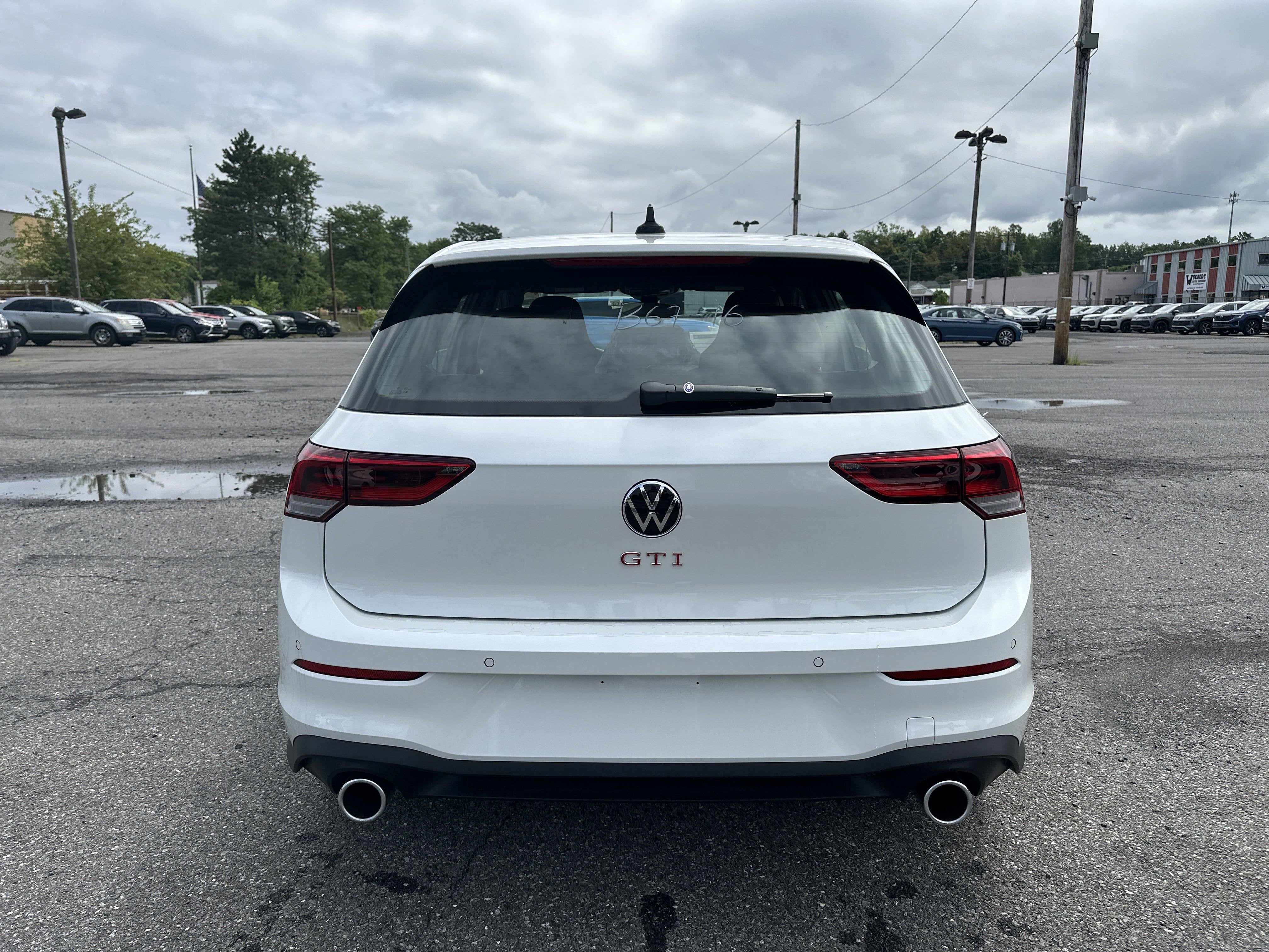 2025 Volkswagen Golf GTI 2.0T SE