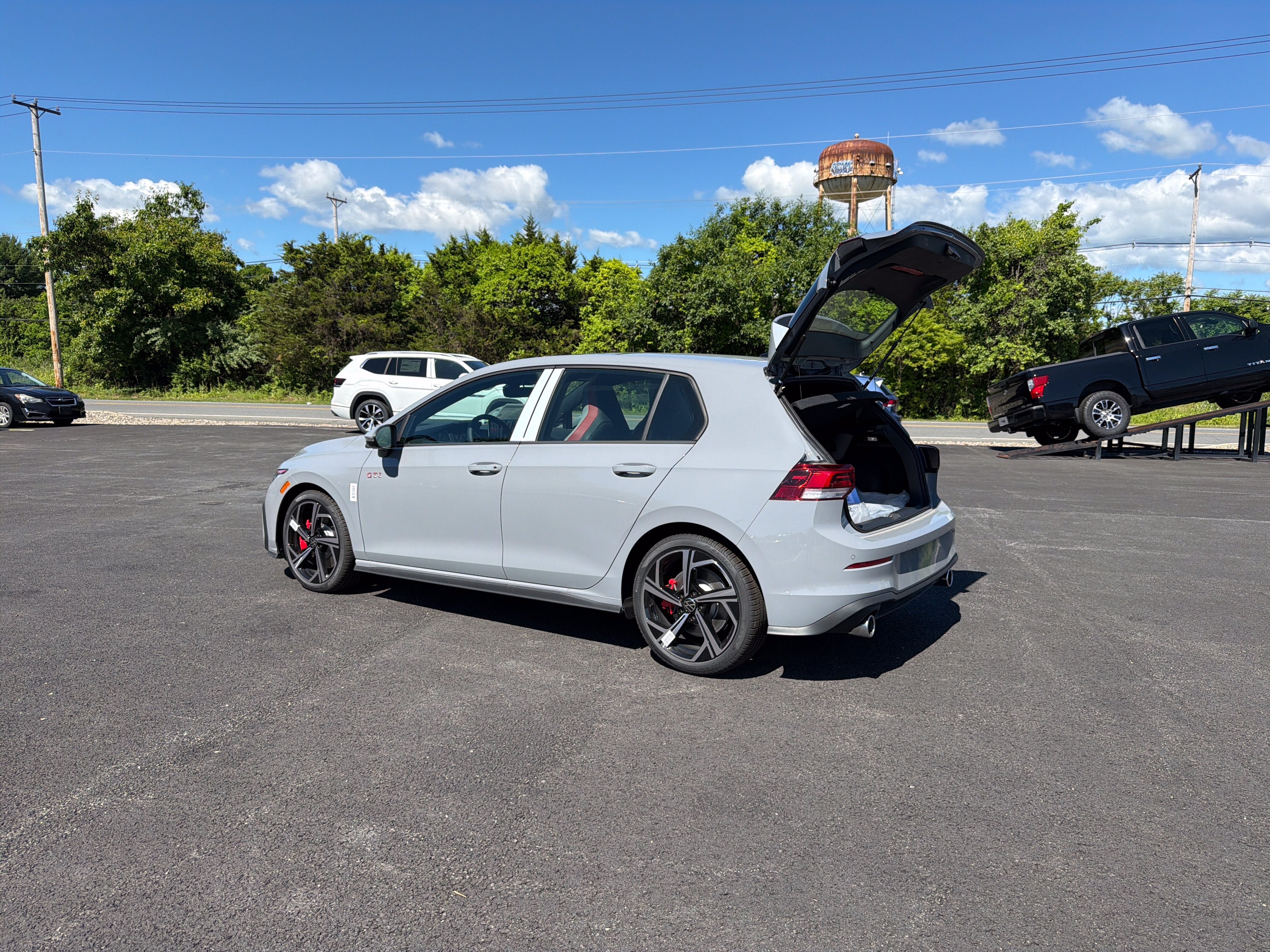2026 Volkswagen Golf GTI 2.0T SE
