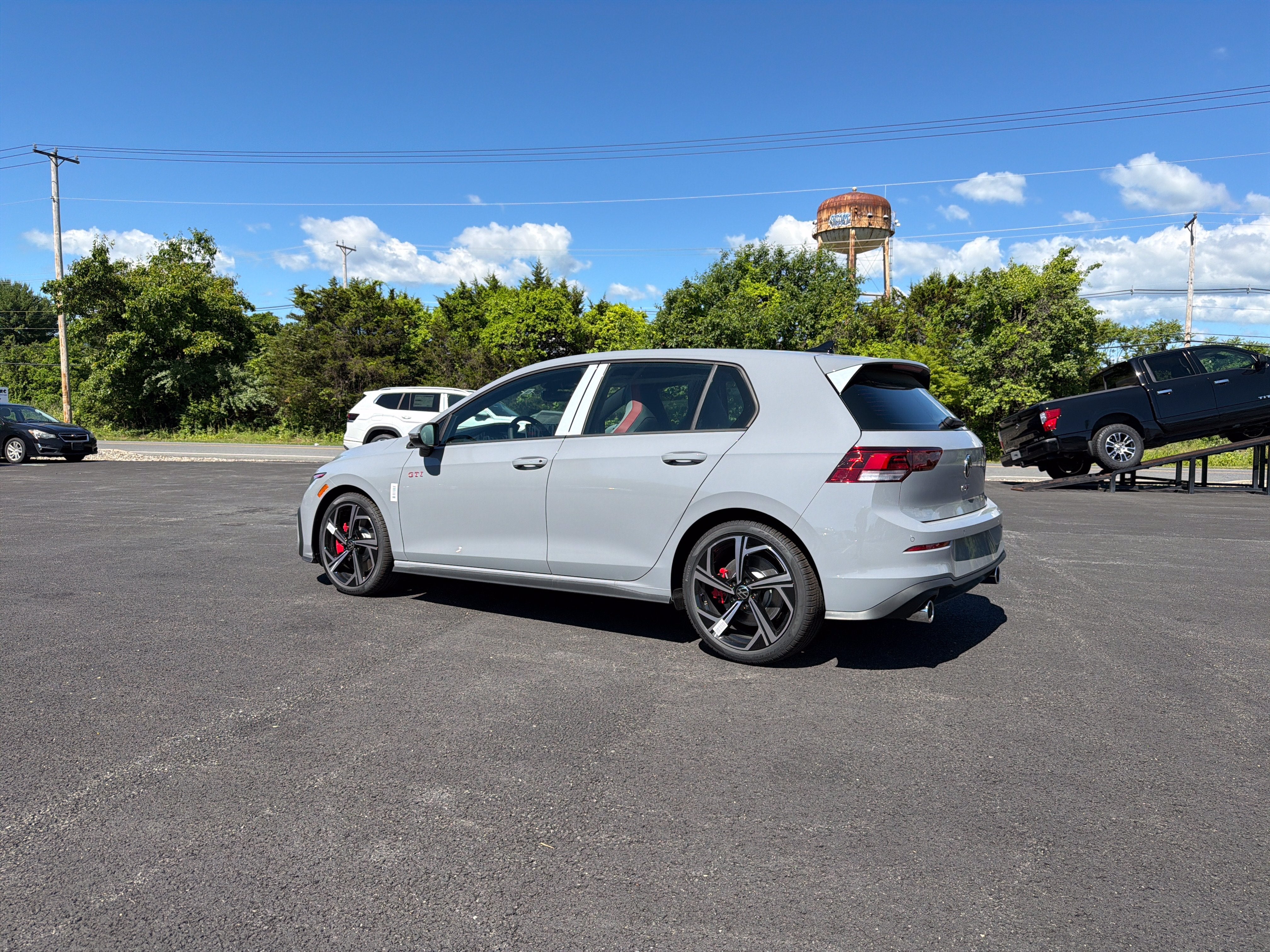 2026 Volkswagen Golf GTI 2.0T SE