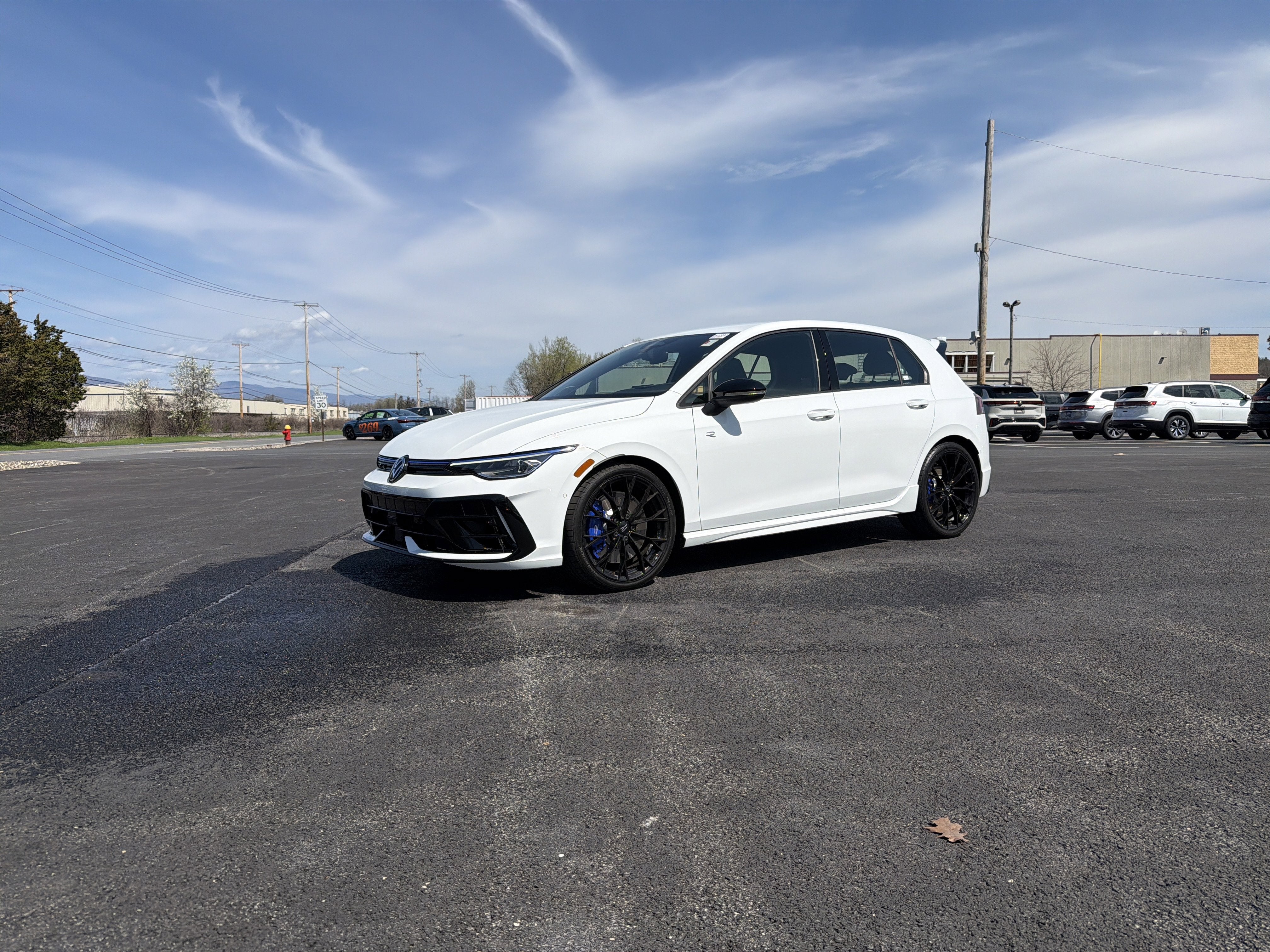 2026 Volkswagen Golf R Golf R 4-door DSG's photo