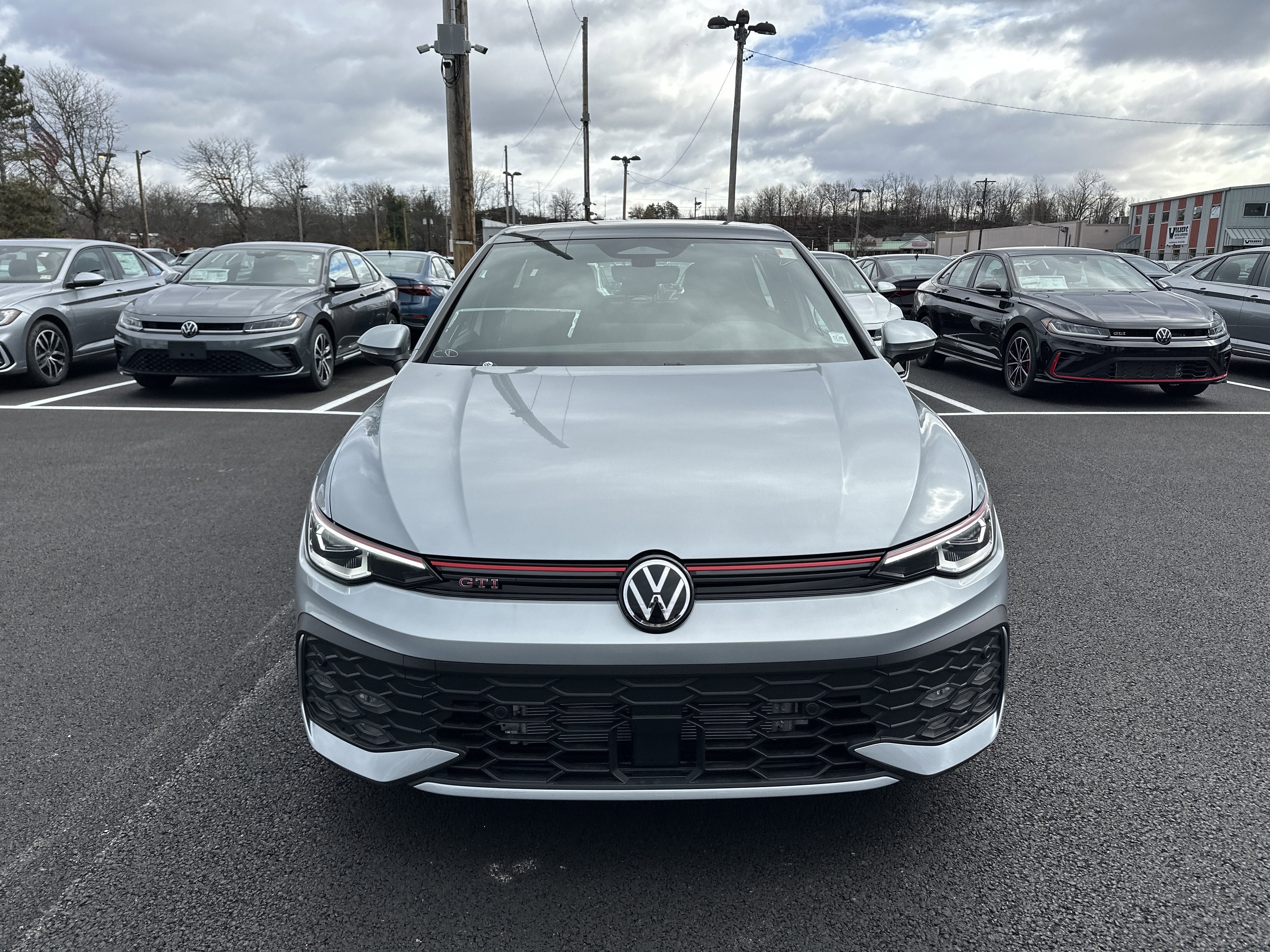 2026 Volkswagen Golf GTI 2.0T SE