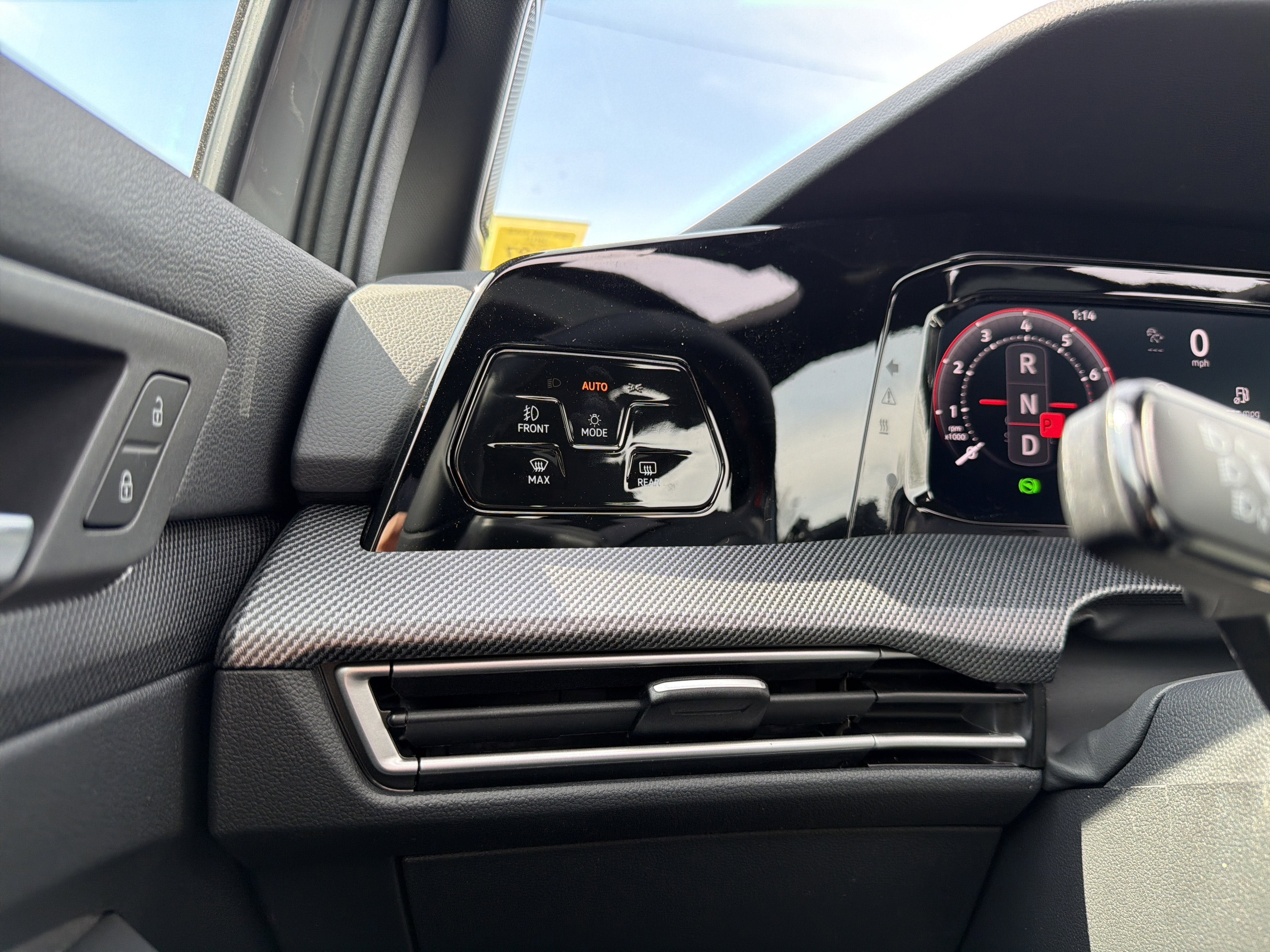 2026 Volkswagen Golf GTI 2.0T SE