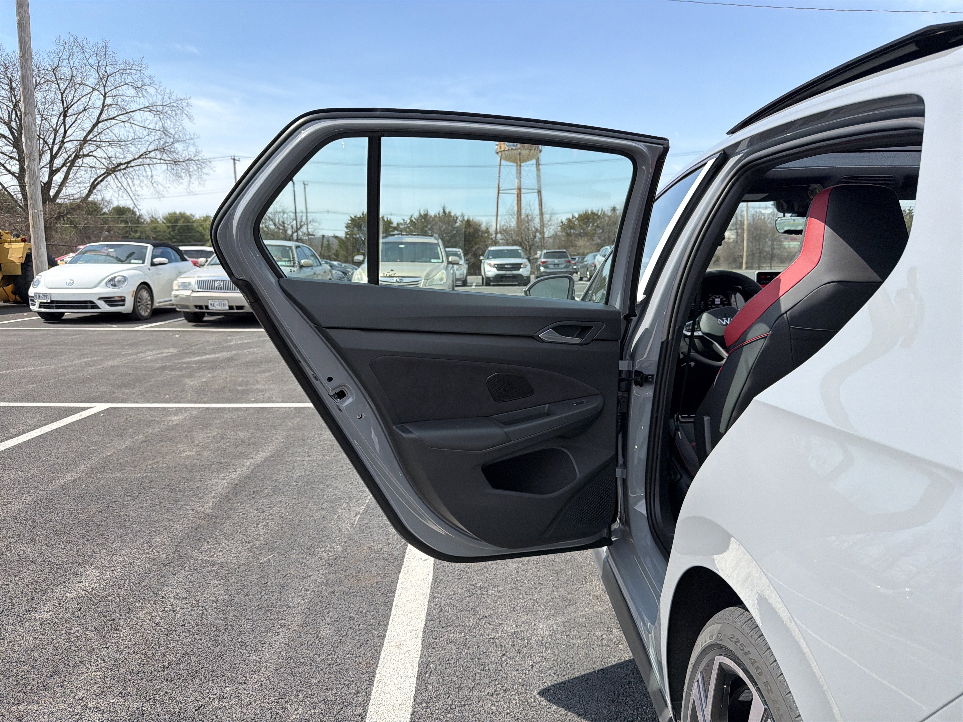 2026 Volkswagen Golf GTI 2.0T SE
