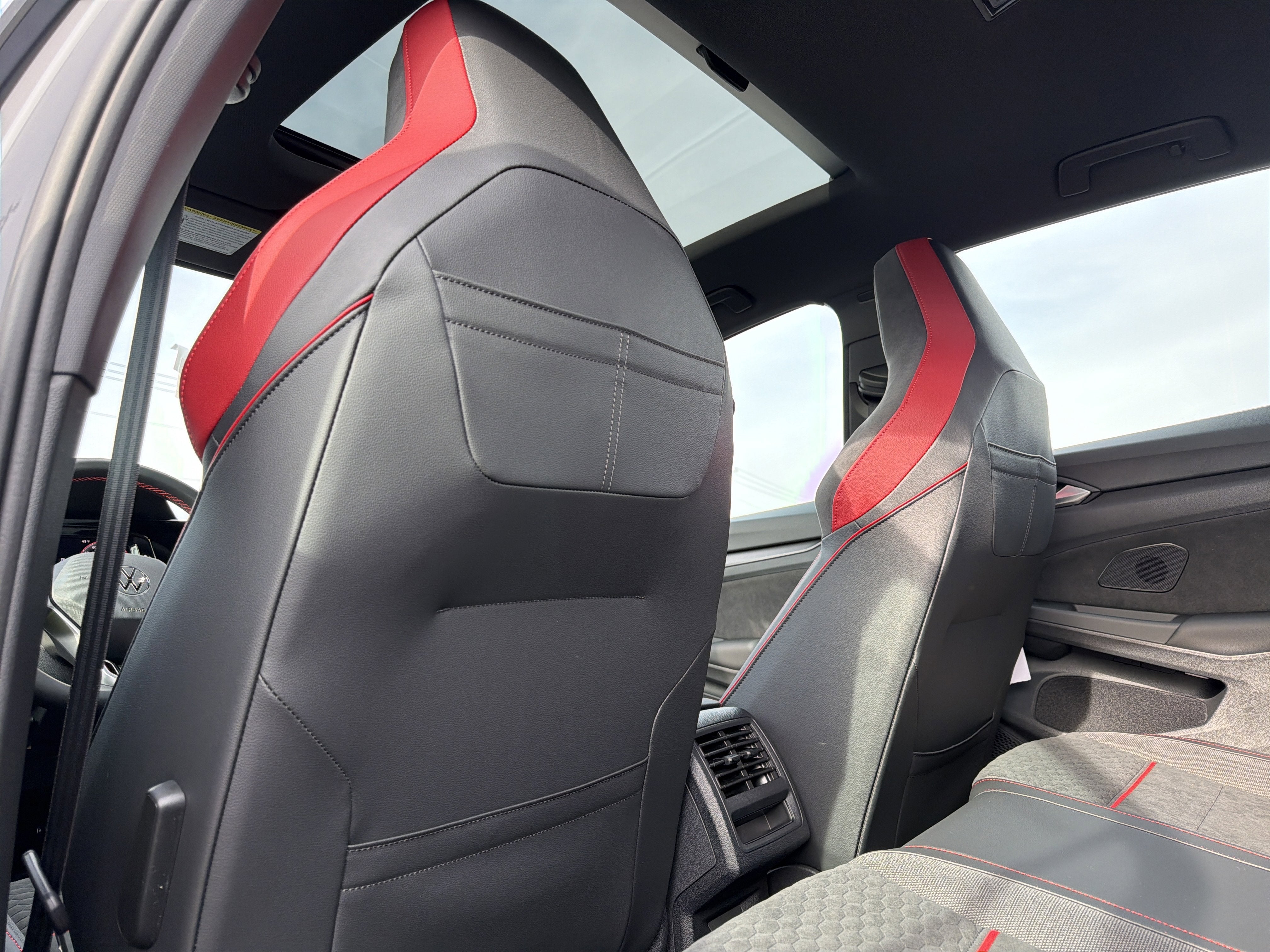 2026 Volkswagen Golf GTI 2.0T SE