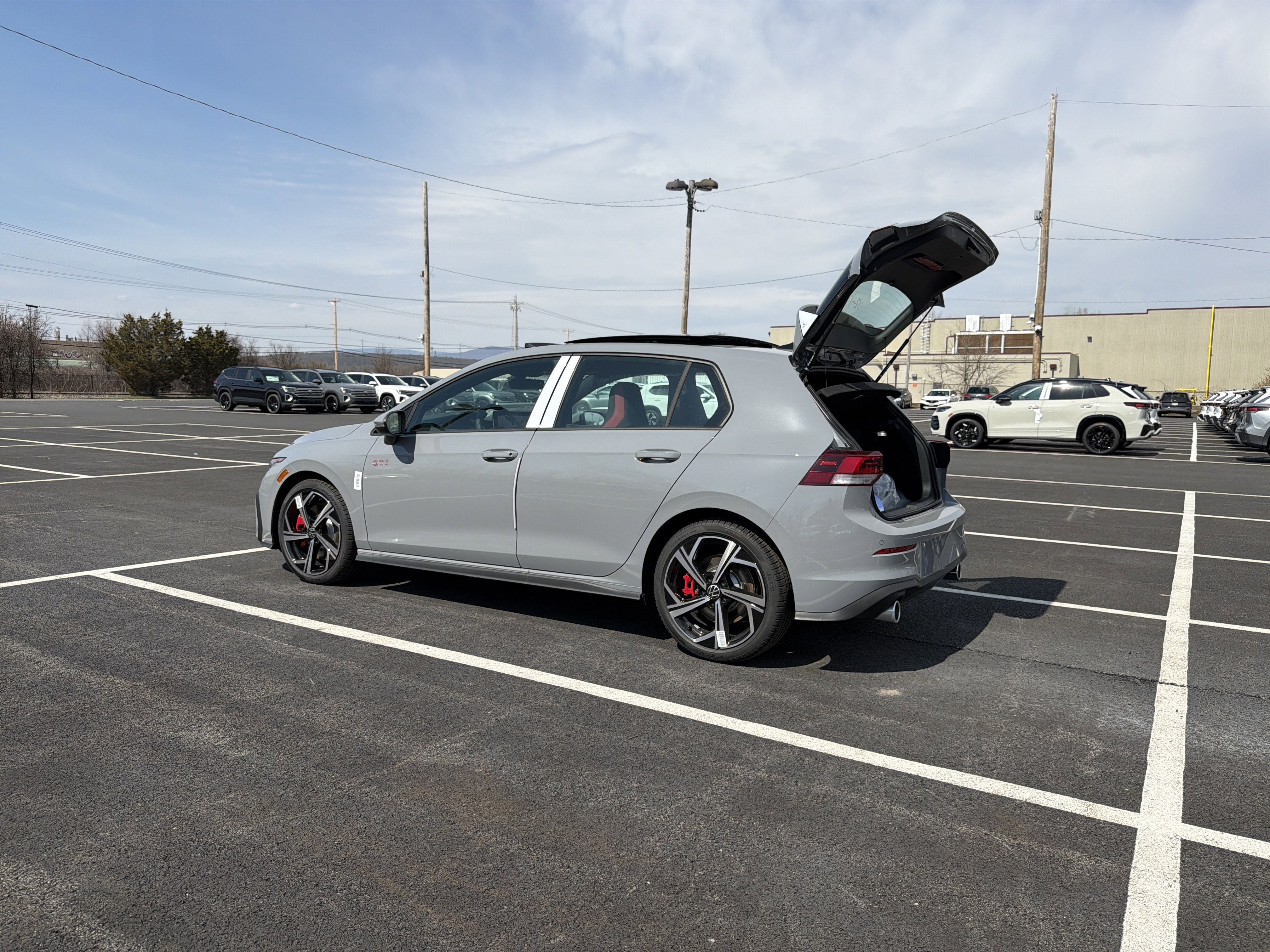 2026 Volkswagen Golf GTI 2.0T SE