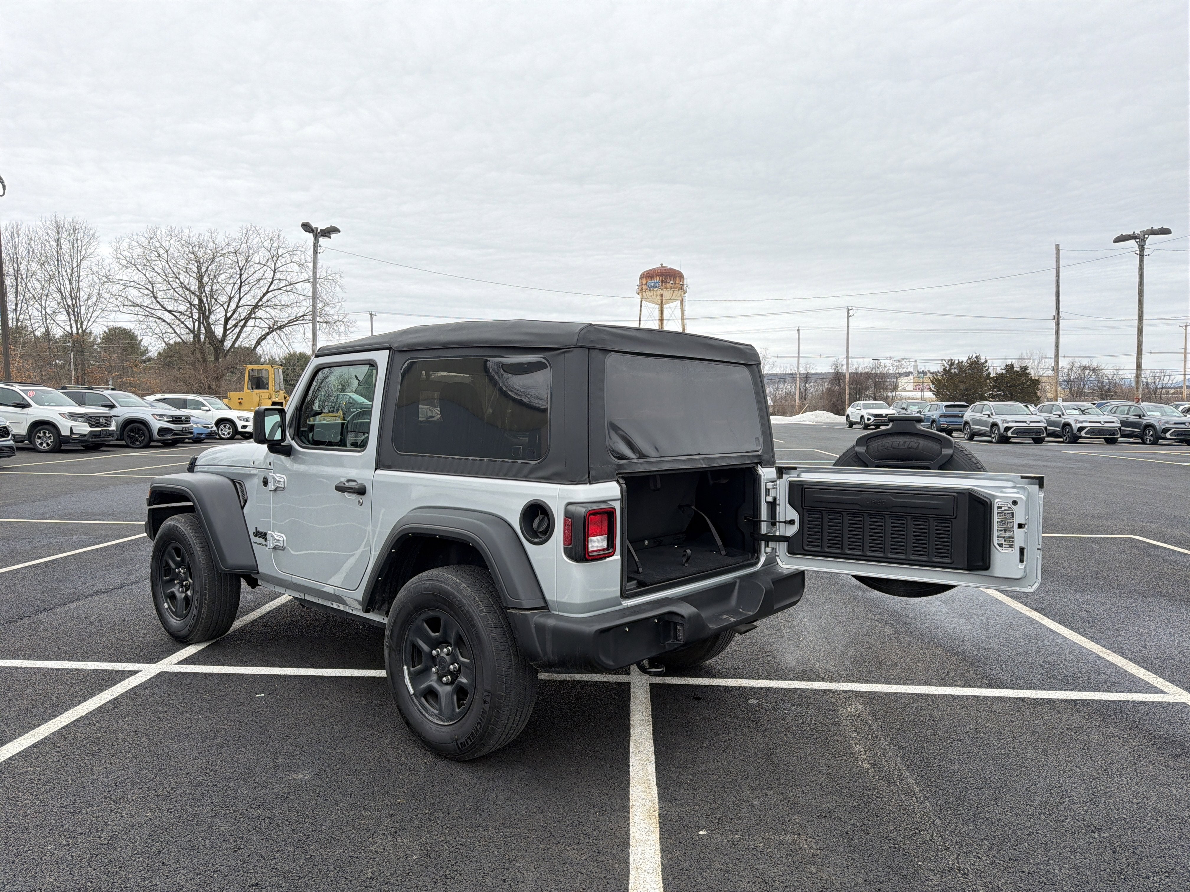 2023 Jeep Wrangler Sport