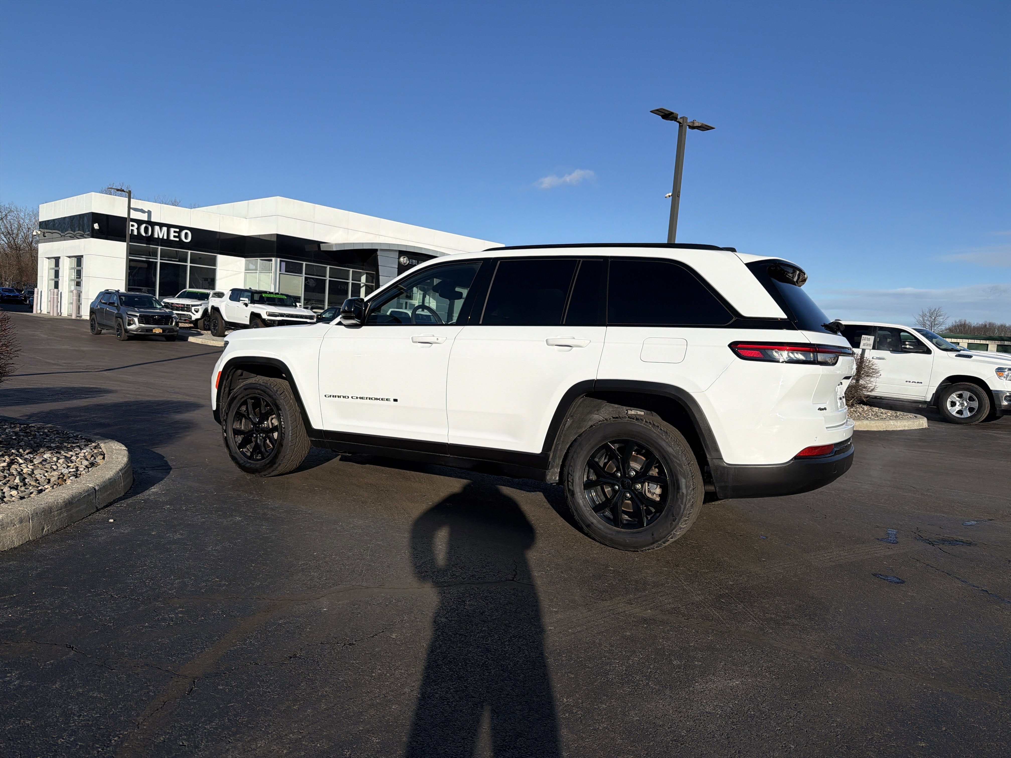 2024 Jeep Grand Cherokee Altitude