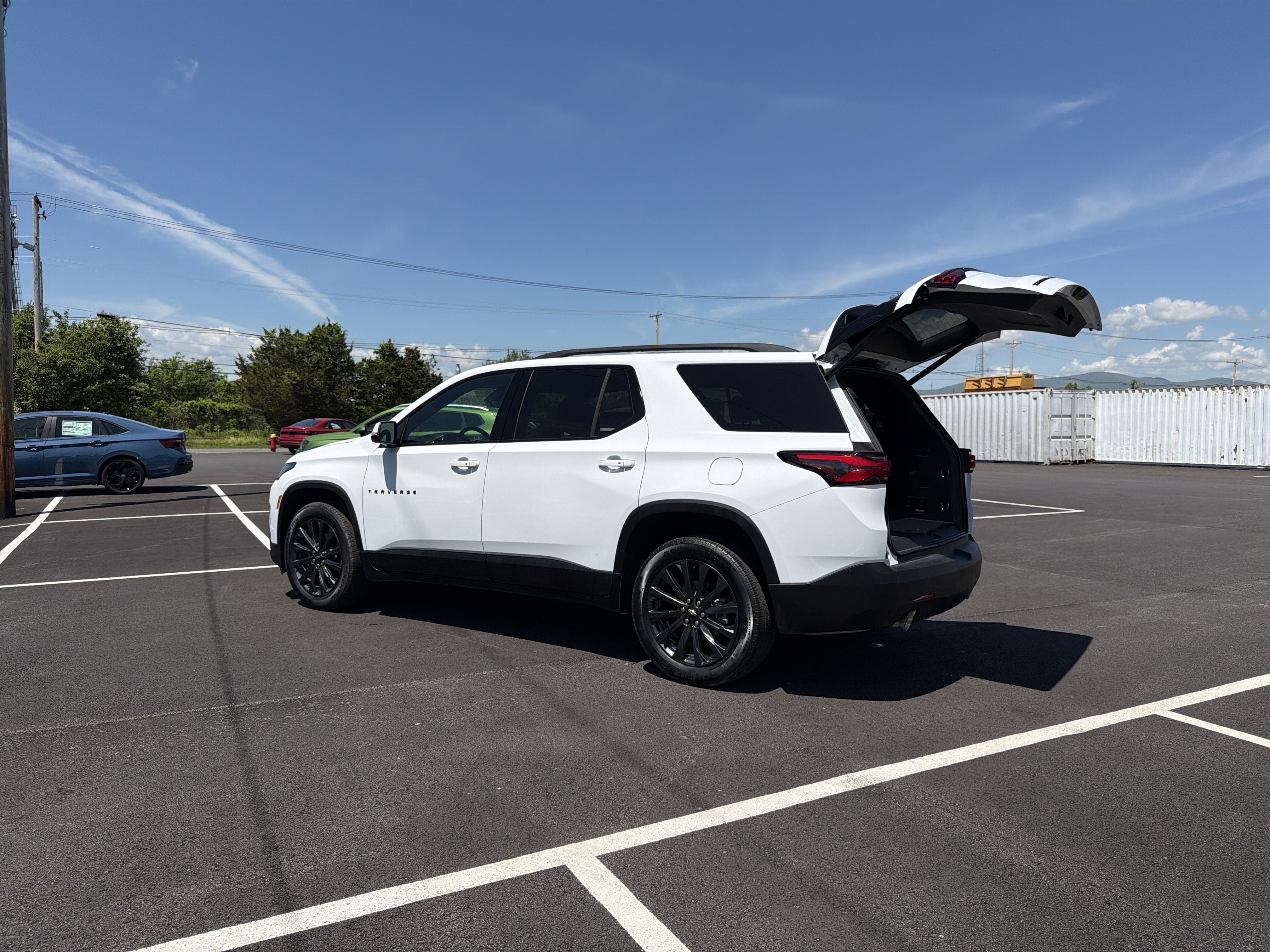 2023 Chevrolet Traverse RS