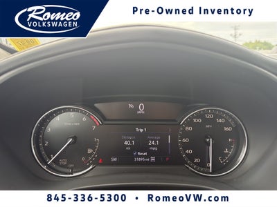 2022 Cadillac XT4 Premium Luxury