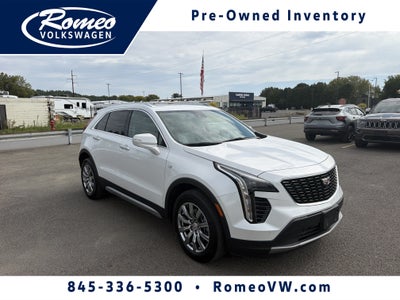 2022 Cadillac XT4 Premium Luxury