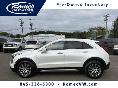 2022 Cadillac XT4 Premium Luxury