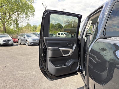 2021 Nissan Titan SV
