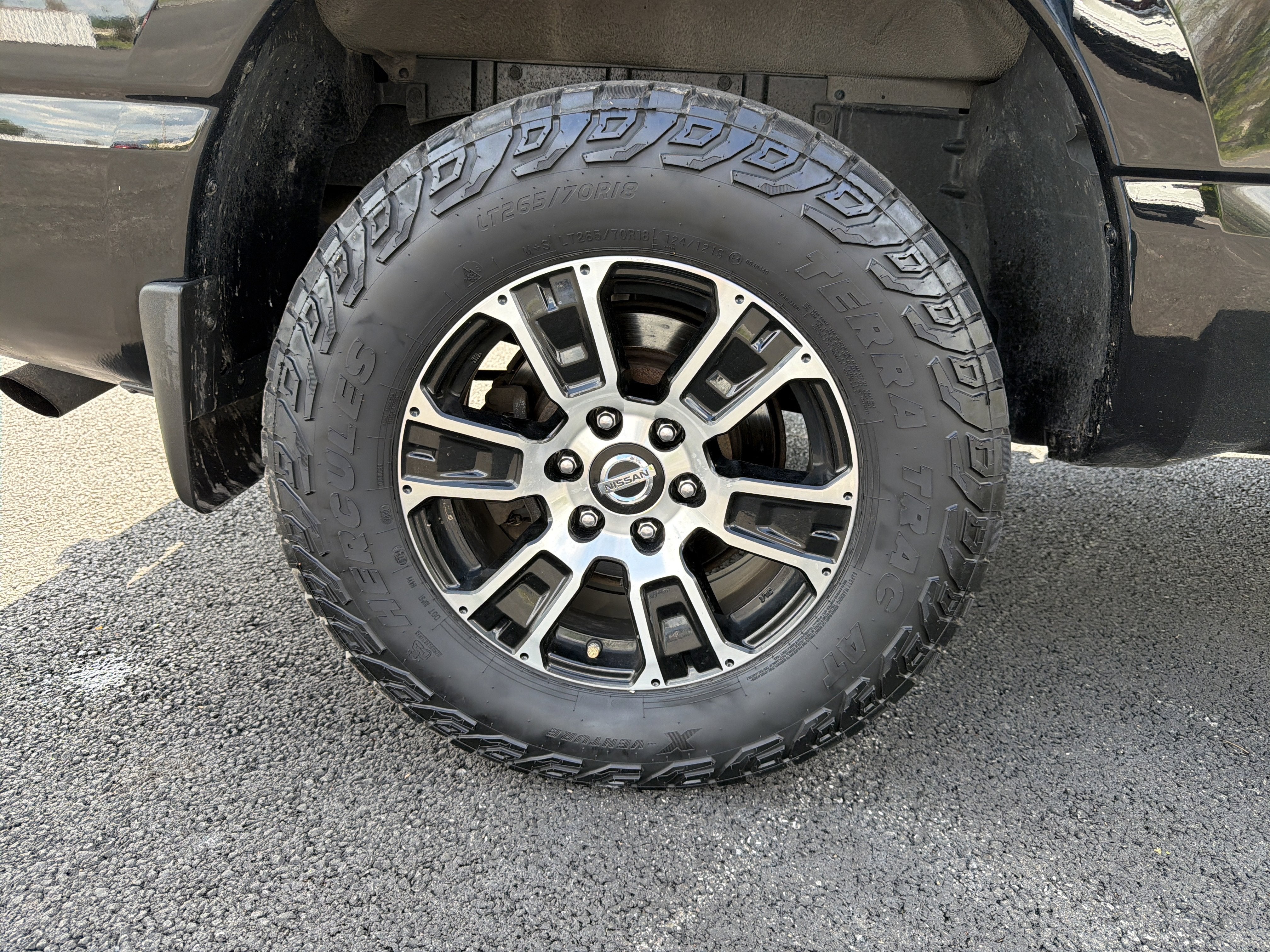 2021 Nissan Titan SV