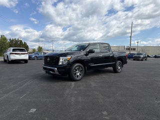 2021 Nissan Titan SV