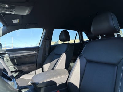 2020 Volkswagen Atlas Cross Sport 2.0T SE 4Motion