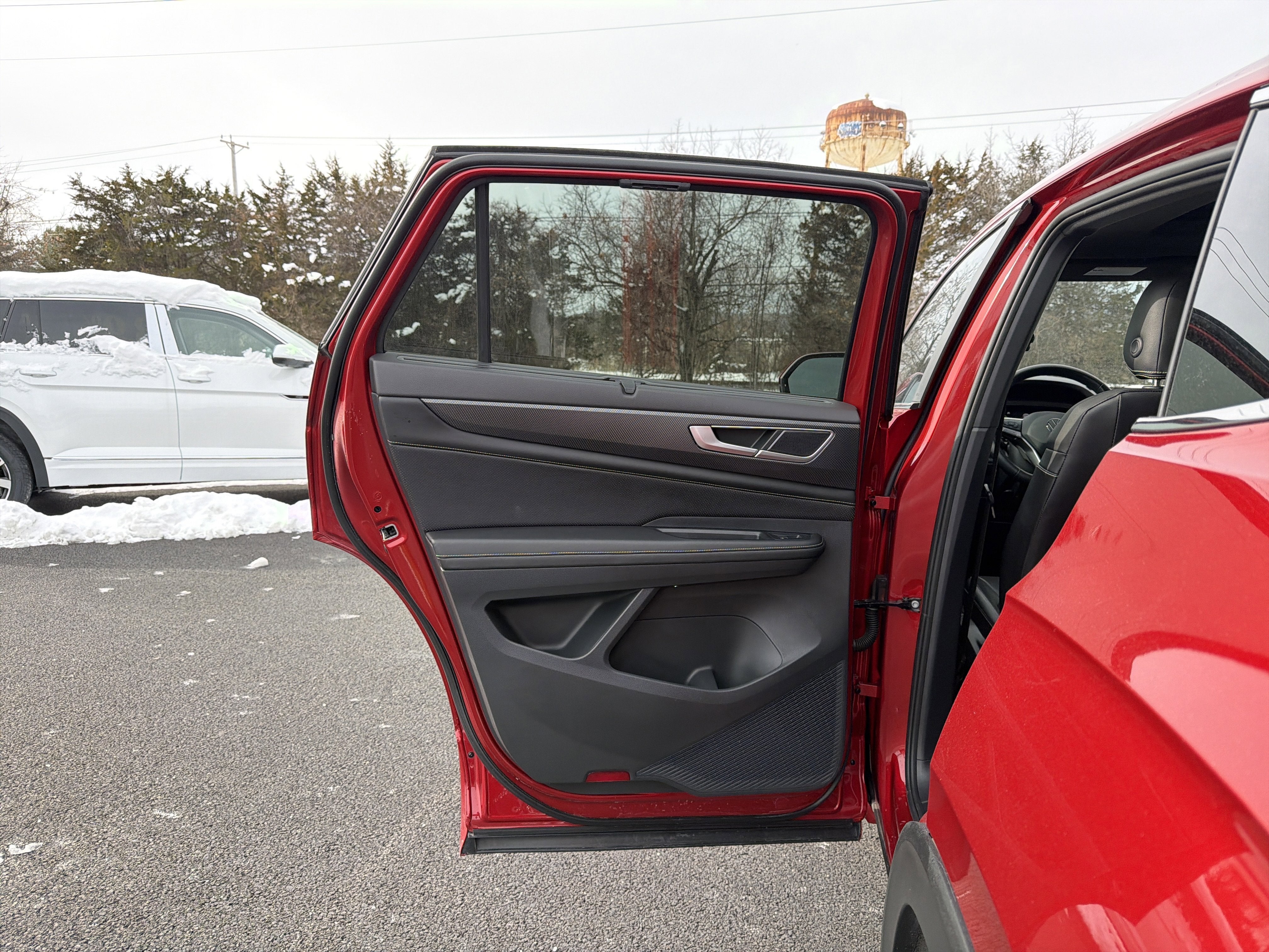 2024 Volkswagen Atlas Cross Sport 2.0T SEL R-Line